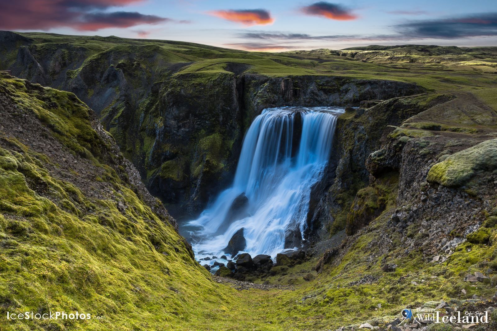 Fagrifoss Waterfall Iceland Wallpapers - Wallpaper Cave