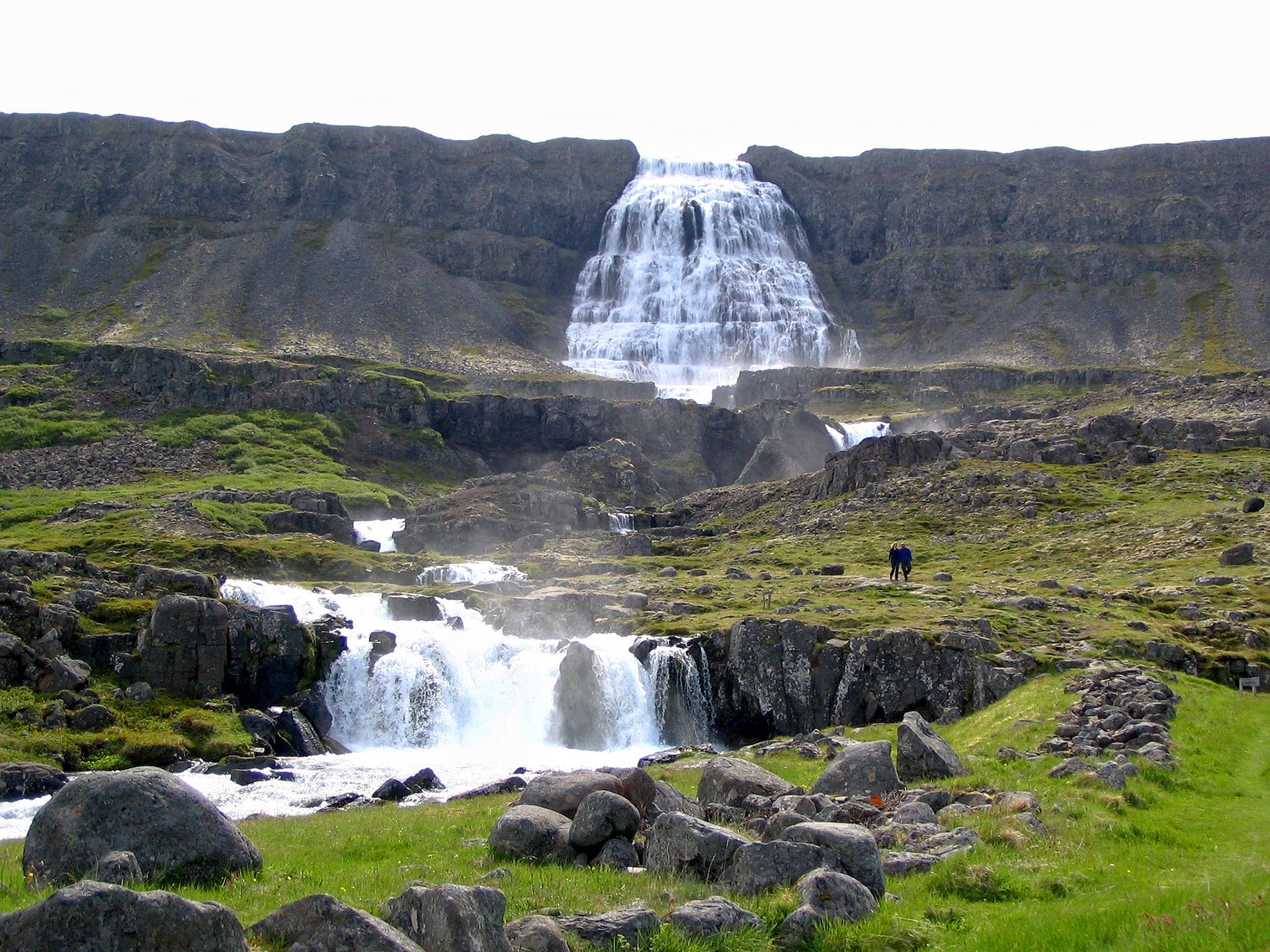 Fagrifoss Waterfall Iceland Wallpapers - Wallpaper Cave