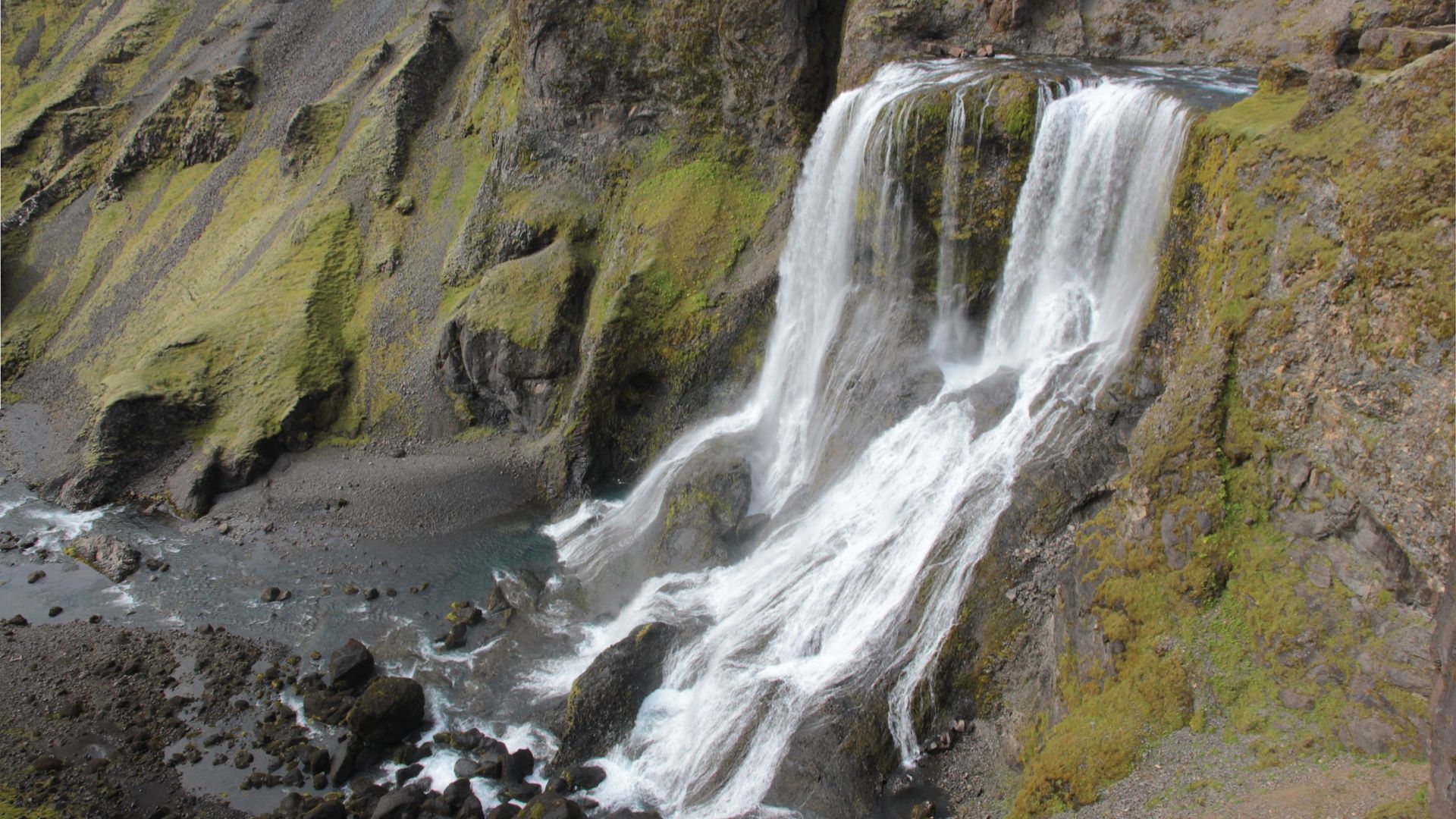 Fagrifoss Waterfall Iceland Wallpapers - Wallpaper Cave