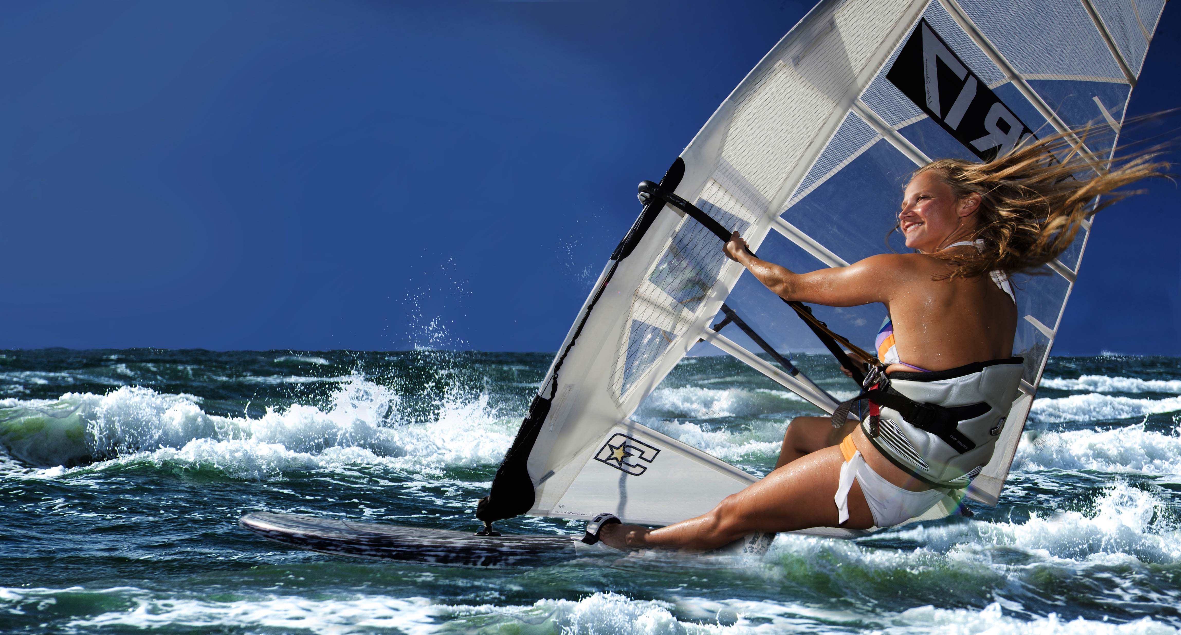 reasons why every girl should start windsurfing!