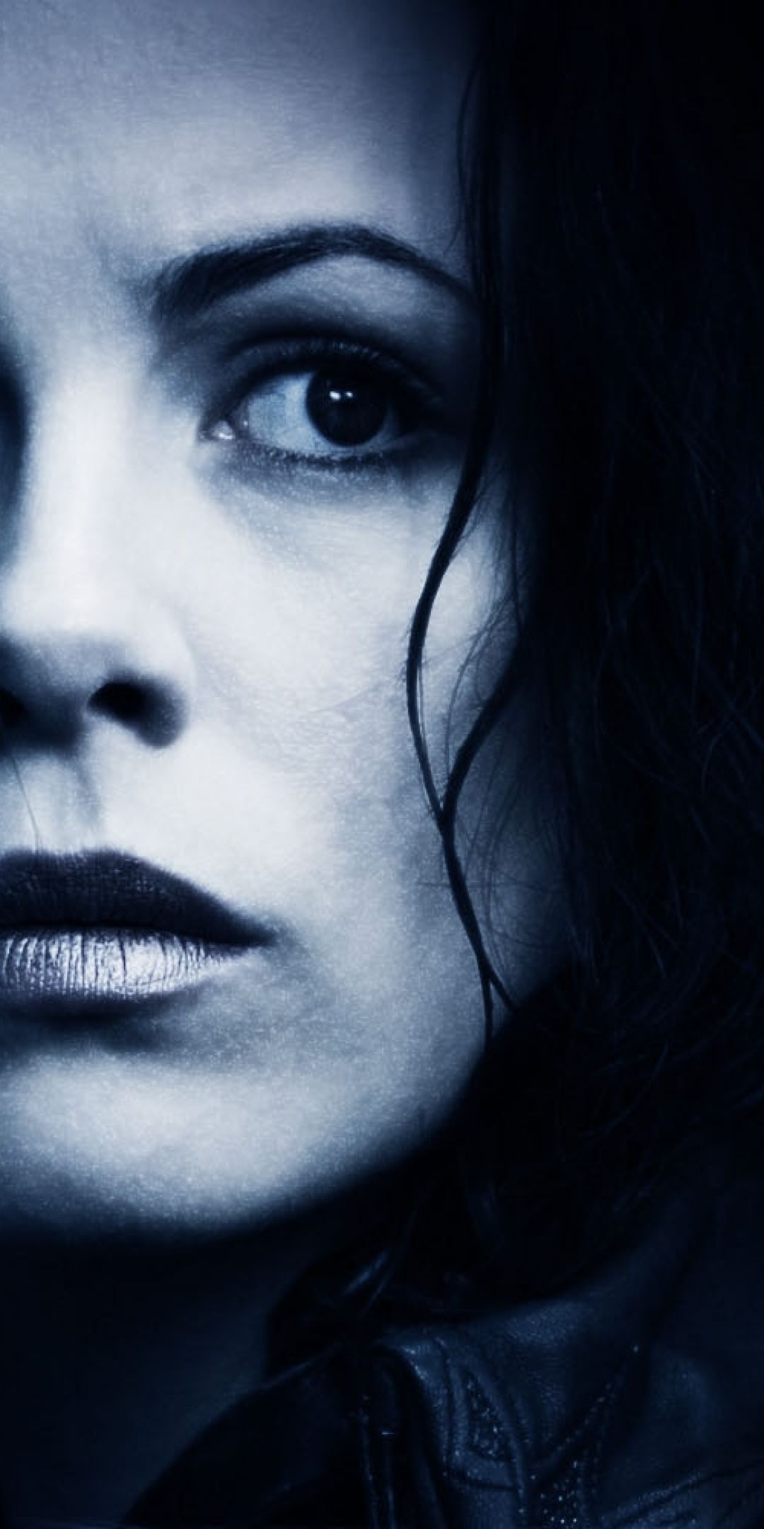 Kate Beckinsale Sad Pose One Plus 5T, Honor 7x, Honor view 10, Lg Q6 Wallpaper, HD Celebrities 4K Wallpaper, Image, Photo and Background