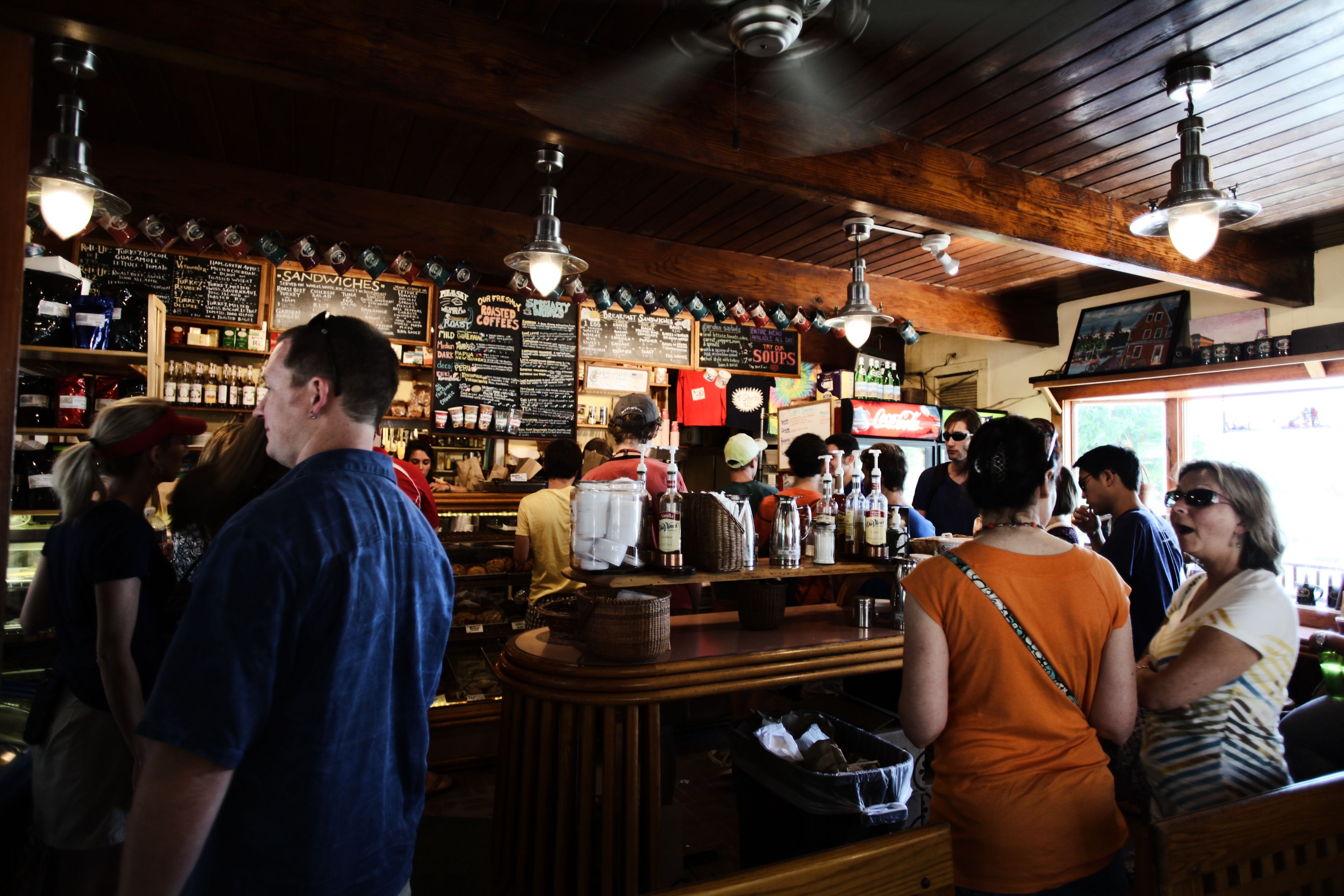 English Pub Picture. Download Free Image