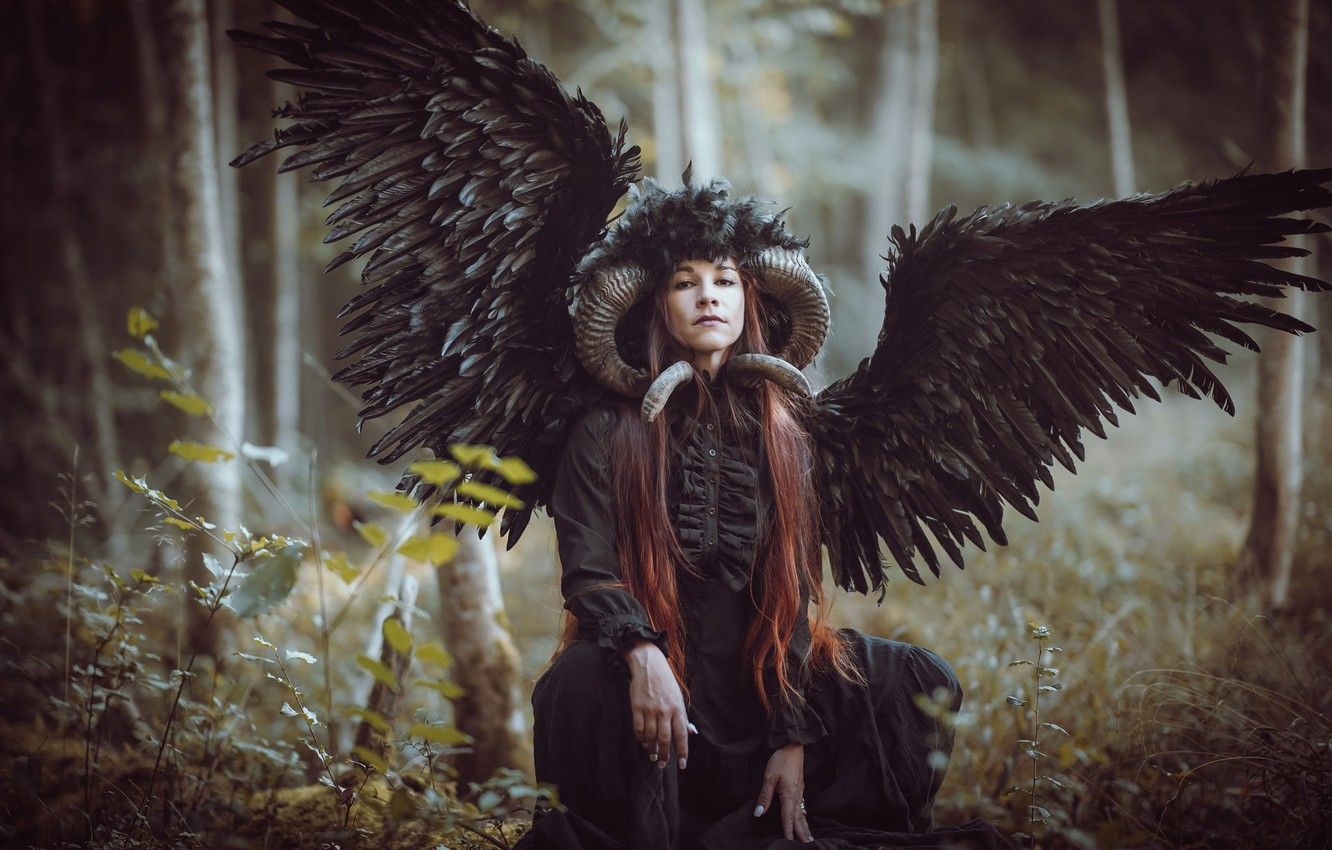 Wallpaper look, girl, woman, portrait, wings, angel, the demon, horns, black, demonic image for desktop, section ситуации