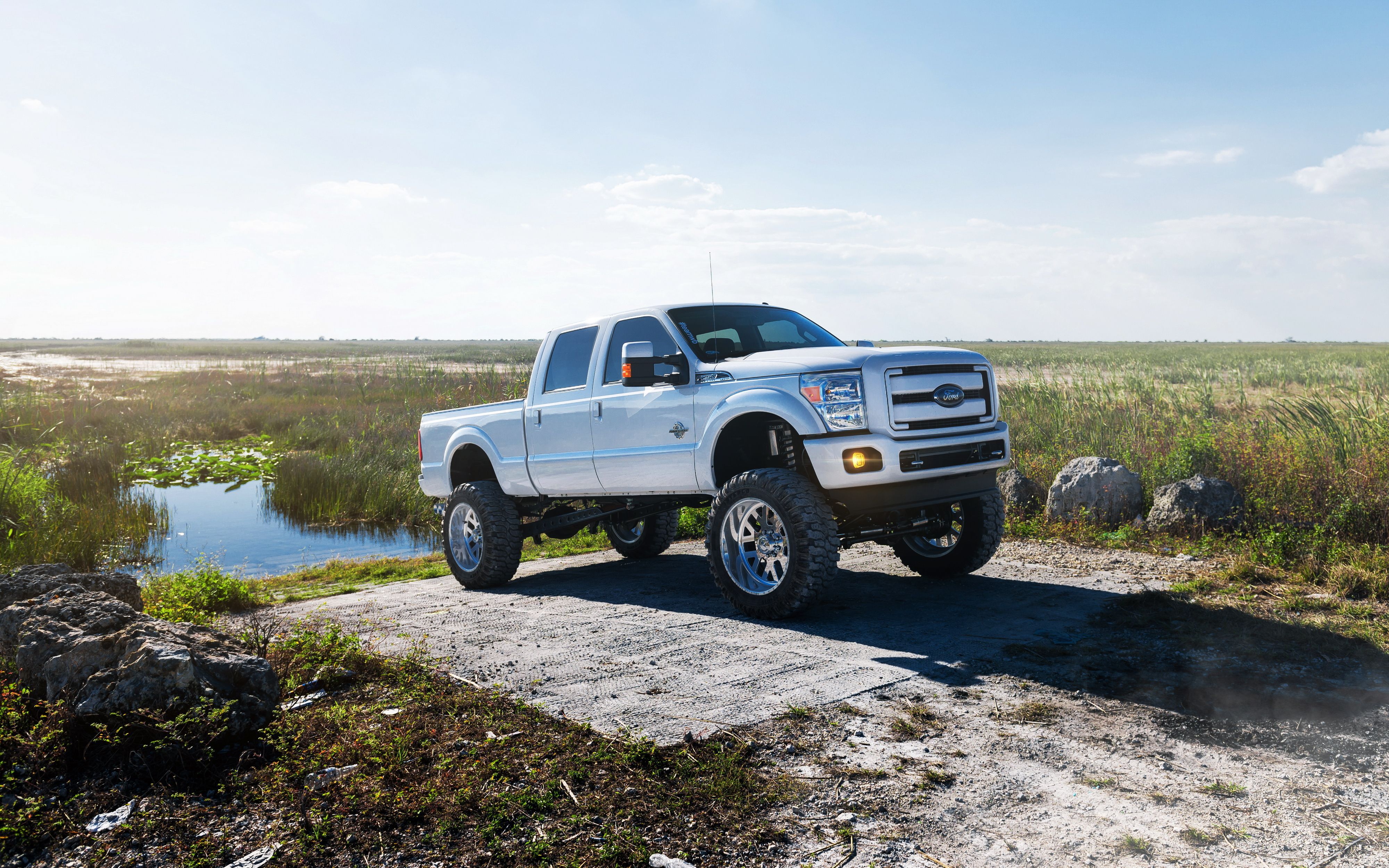 Lifted Ford Powerstroke Wallpaper
