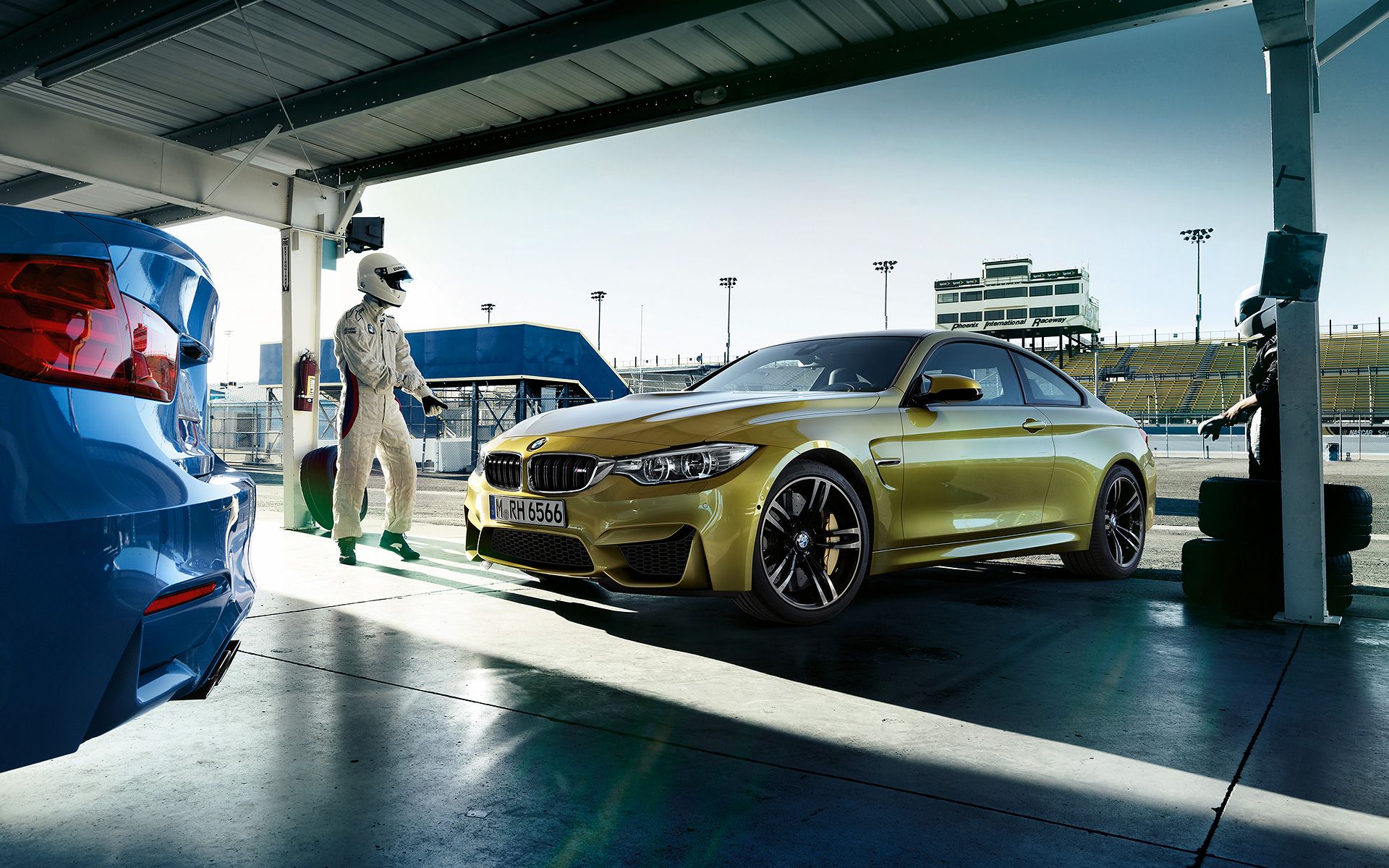 New Wallpaper: BMW M3 and M4