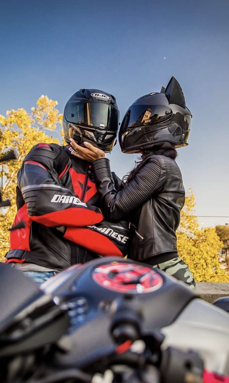 MotoKitty. Bike couple, Motorcycle couple picture, Motorcycle couple