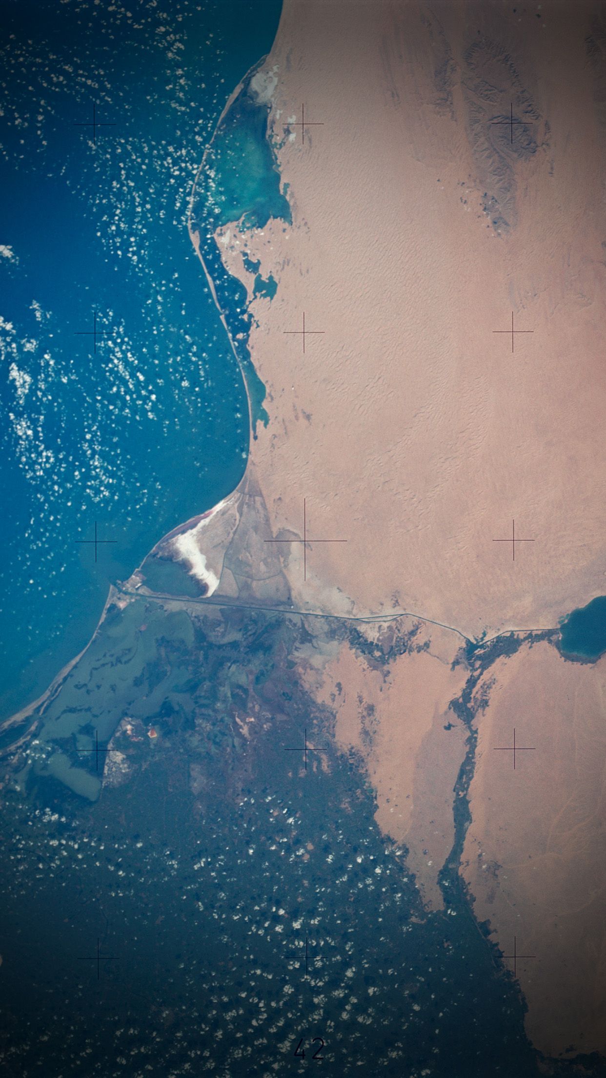 Home Earth Skyview Nature Blue Sea Vignette Android wallpaper HD wallpaper