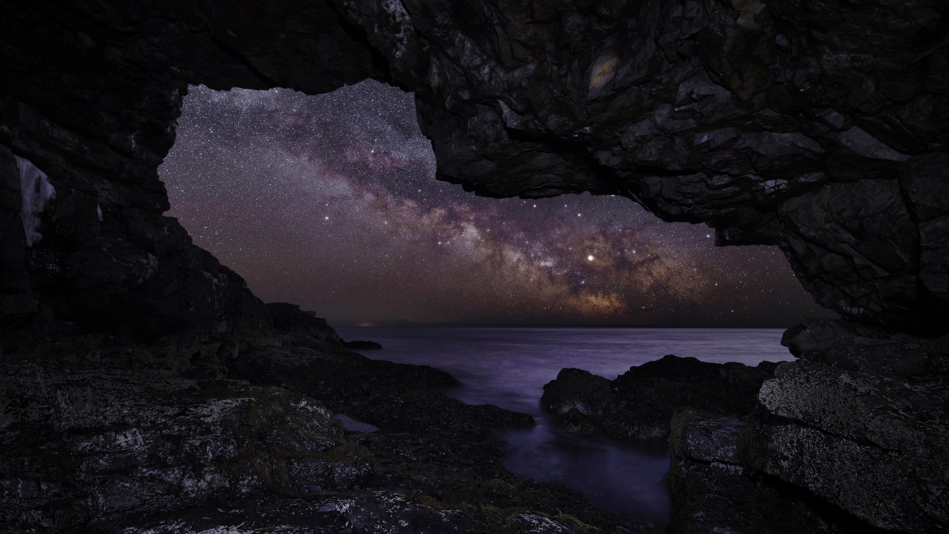 The Milky Way From A Sea Cave, Acadia National Park, Maine, USA (x Post From U Ilikefishwaytoomuch)[1920x1080]