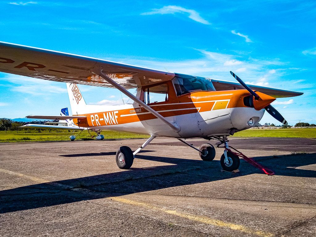 Cessna 152 PR MNF
