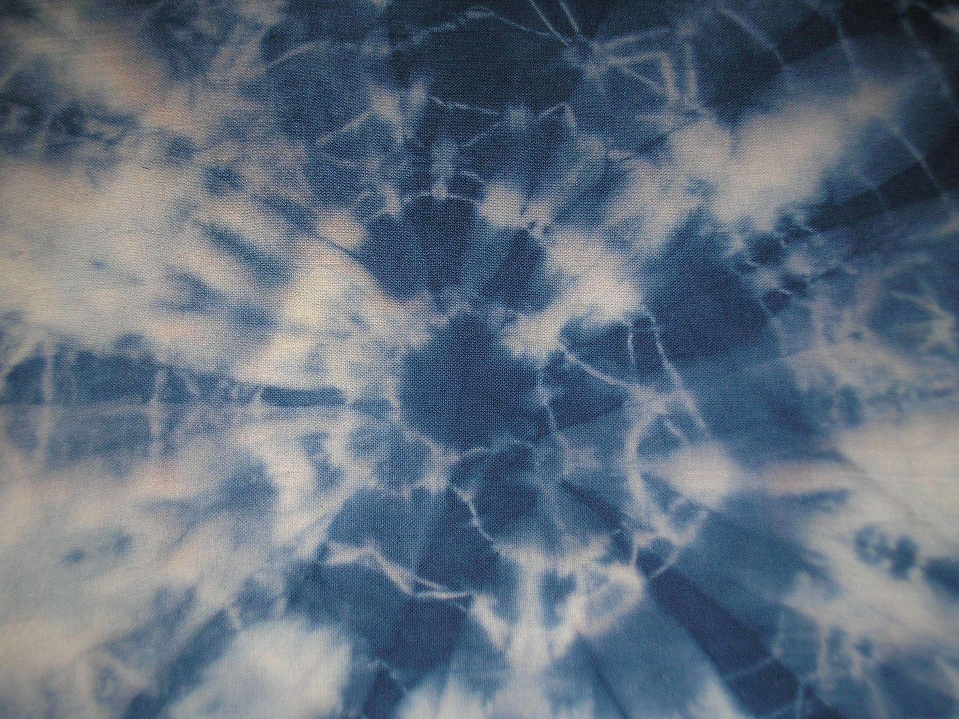 Tie Dye Blurry Wallpaper Free HD Wallpaper