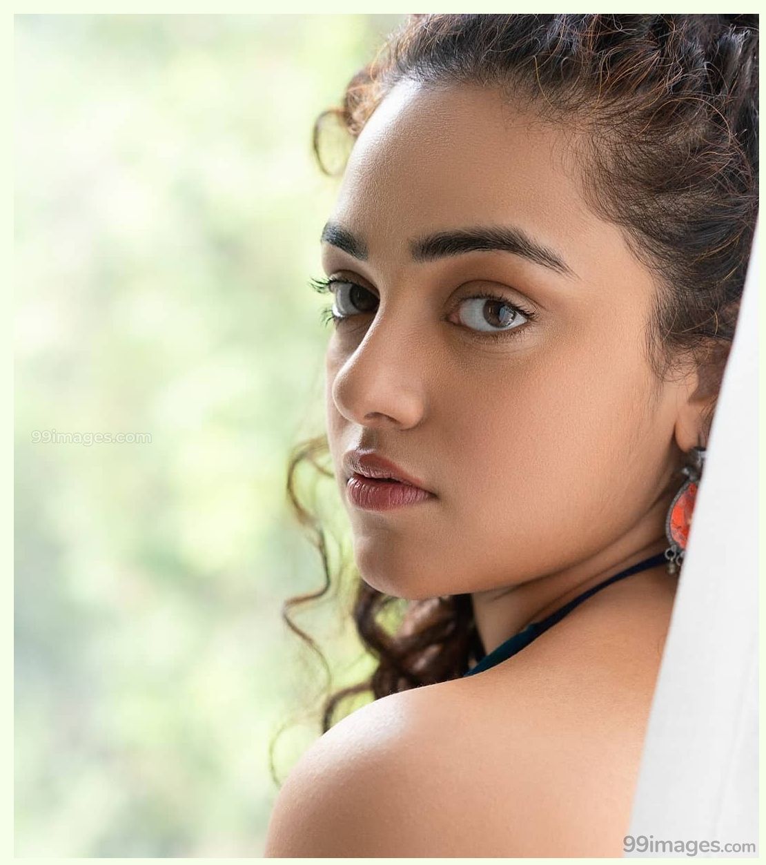 Nithya Menen Hot HD Photo & Wallpaper for mobile (1080p) - # nithyamenen #actress #k. Beauty girl, Most beautiful indian actress, Beautiful indian actress