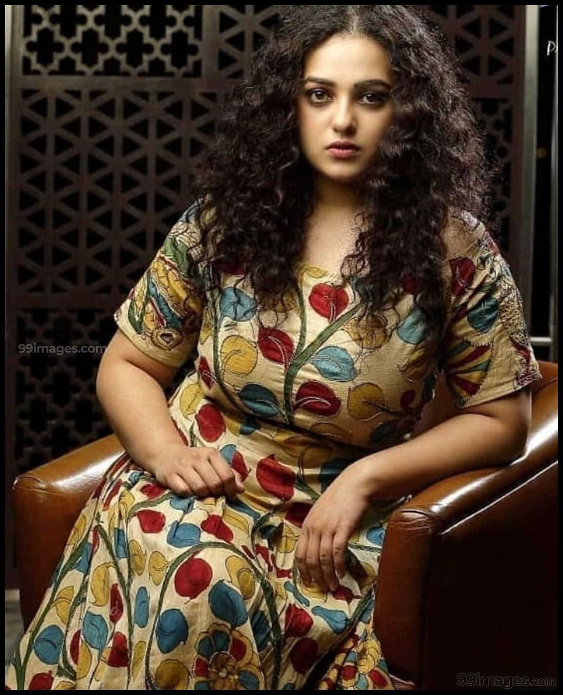 Nithya Menen Hot HD Photo & Wallpaper for mobile (1080p) - # nithyamenen #actress #kollywoo. Beautiful girl indian, Beautiful indian actress, Nithya menen
