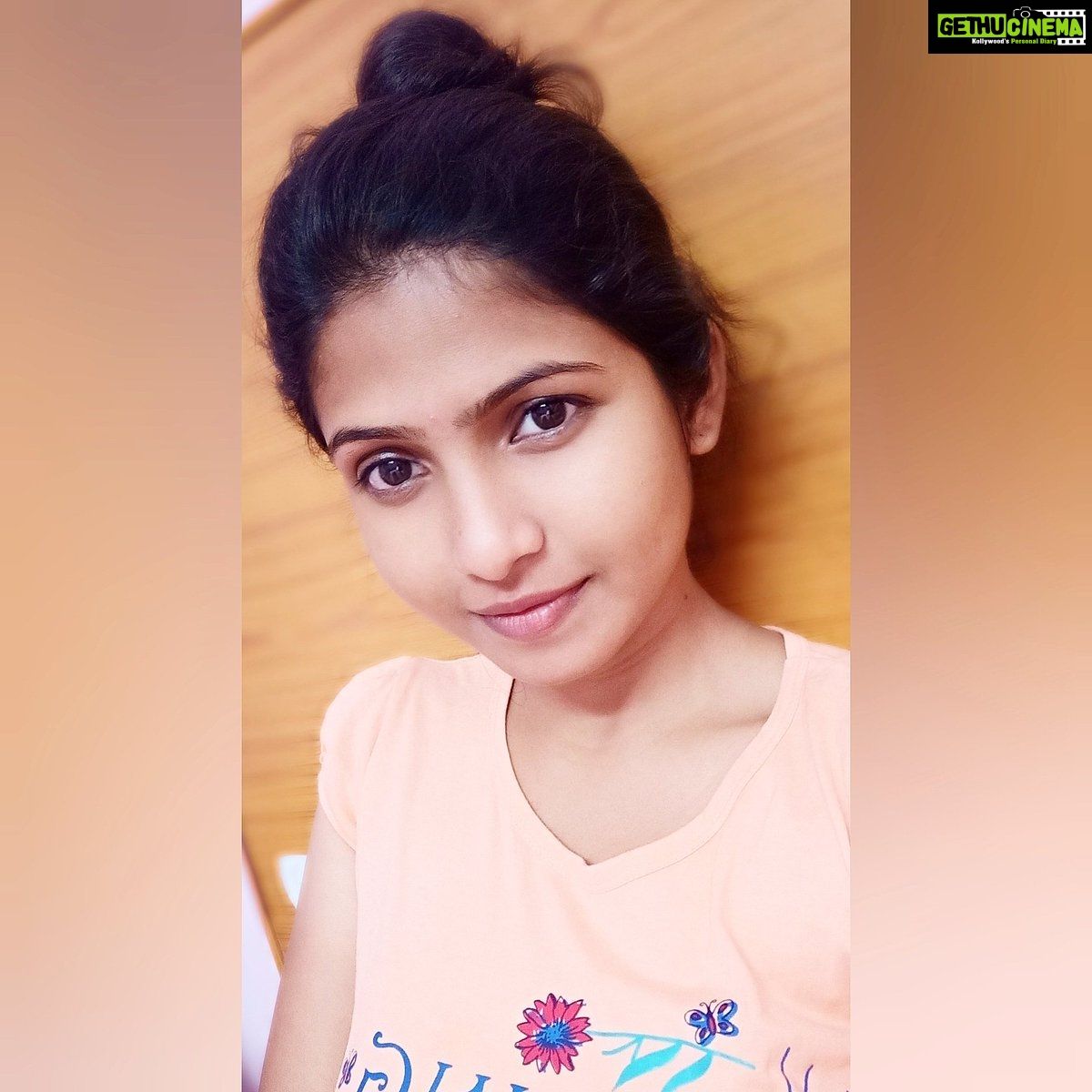 Maayanadhi Actress Venba 2019 Unseen HD Image Cinema. Actresses, Sai pallavi HD image, Image