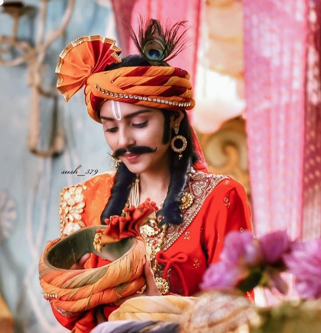 Krishn ki pagdi❤️. Radha krishna picture, Radha krishna photo, Krishna picture