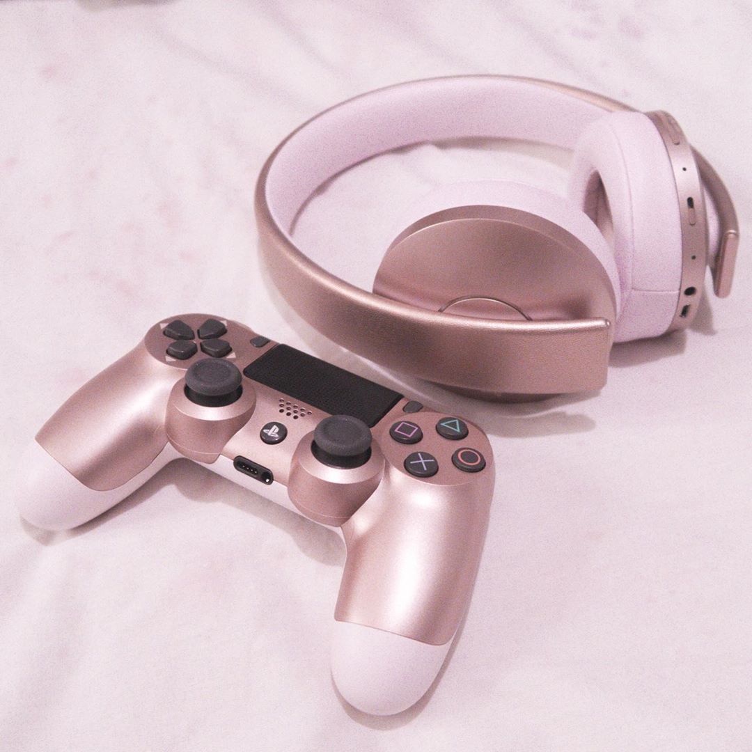 Rose Gold Pink Playstation Controller Gaming Headset. Playstation controller, Ps4 headset, Rose gold pink