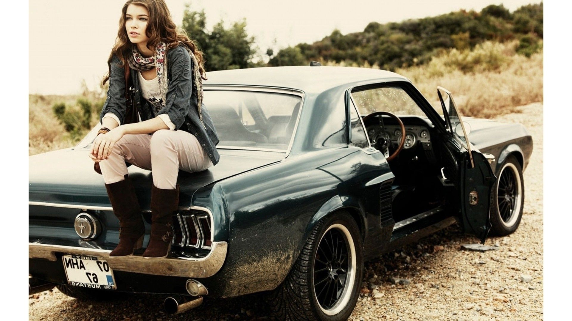 Women And Classic Car HD Wallpaper