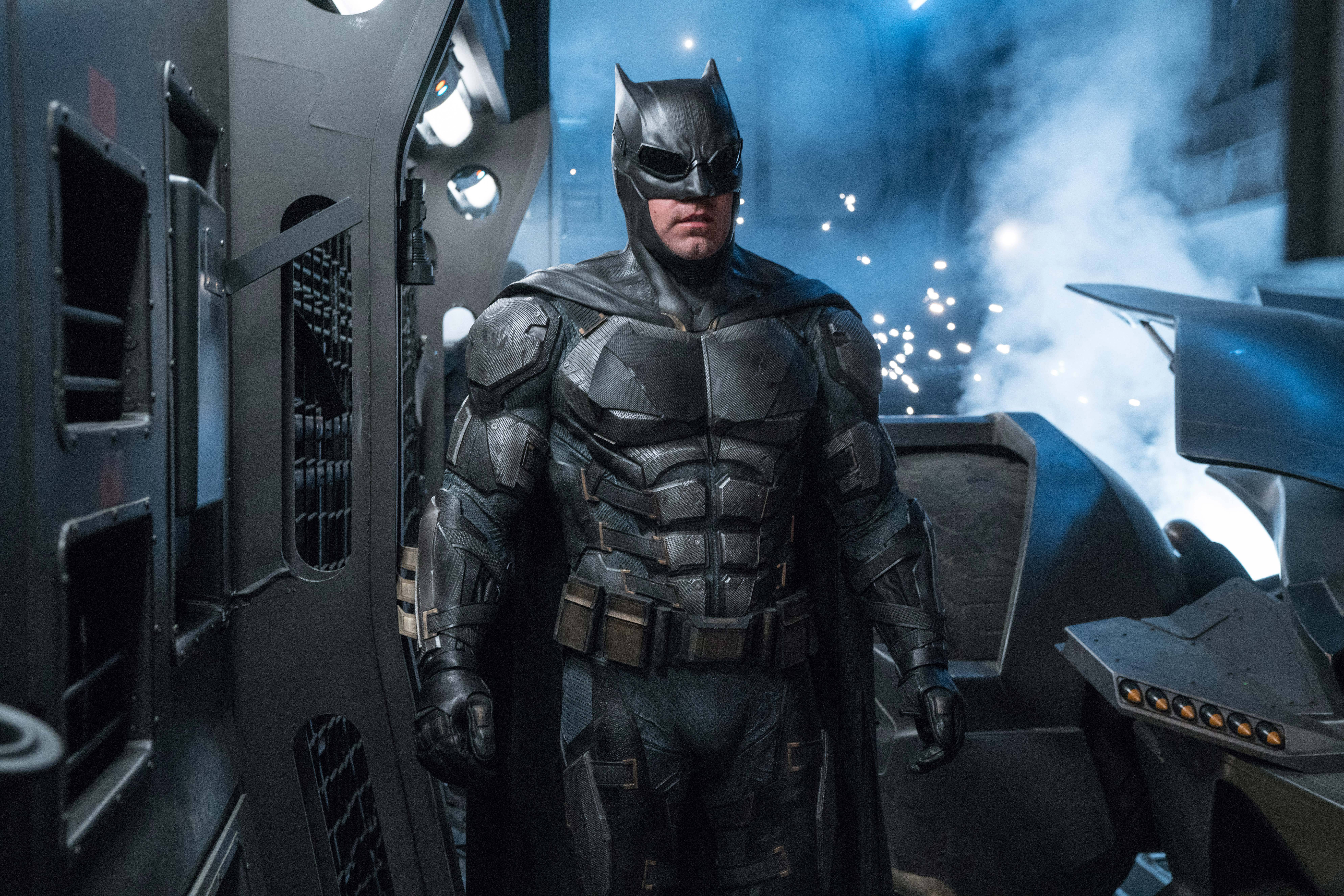 Ben Affleck As Batman In Justice League 8k Wallpaper