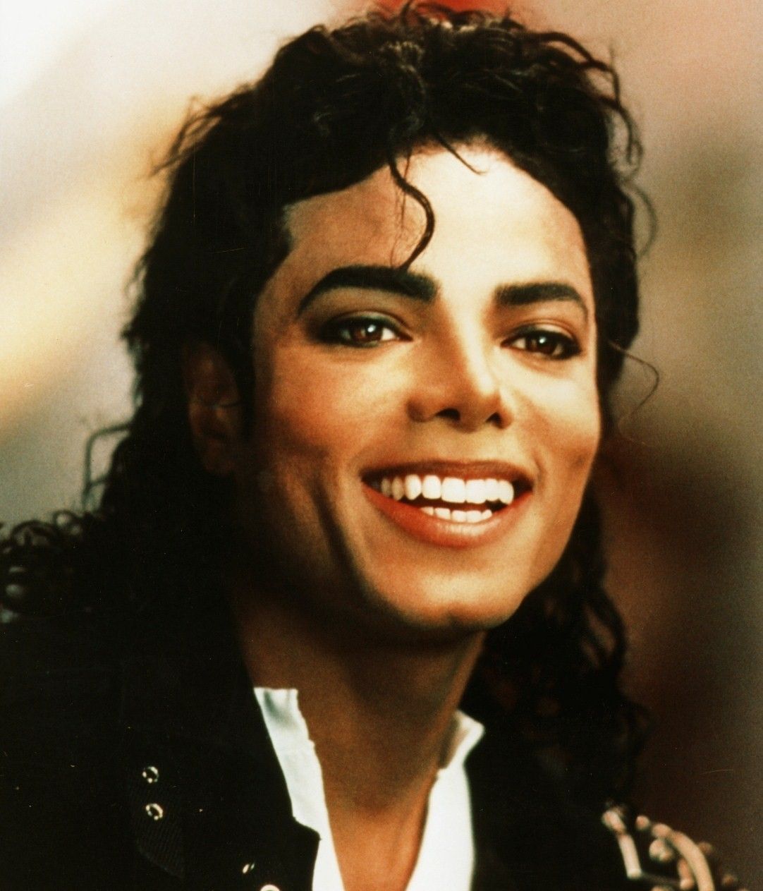 1082x1263px Michael Jackson (211.91 KB).02.2015