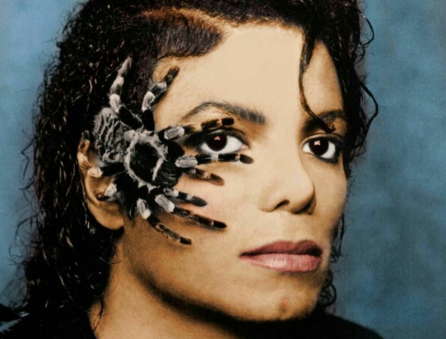 Michael Jackson. Michael jackson live, Face makeup, Michael jackson