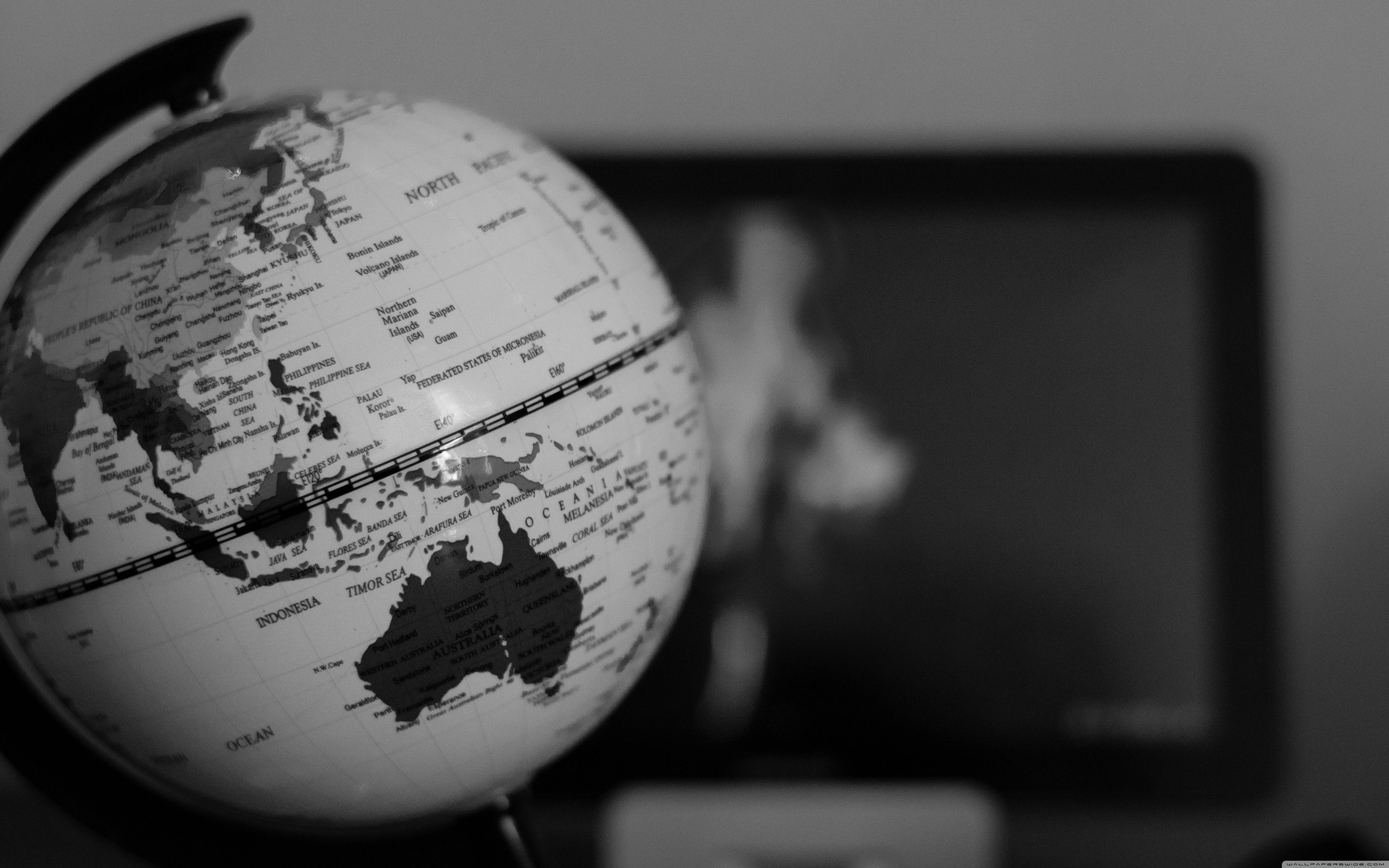 Download Globe UltraHD Wallpaper