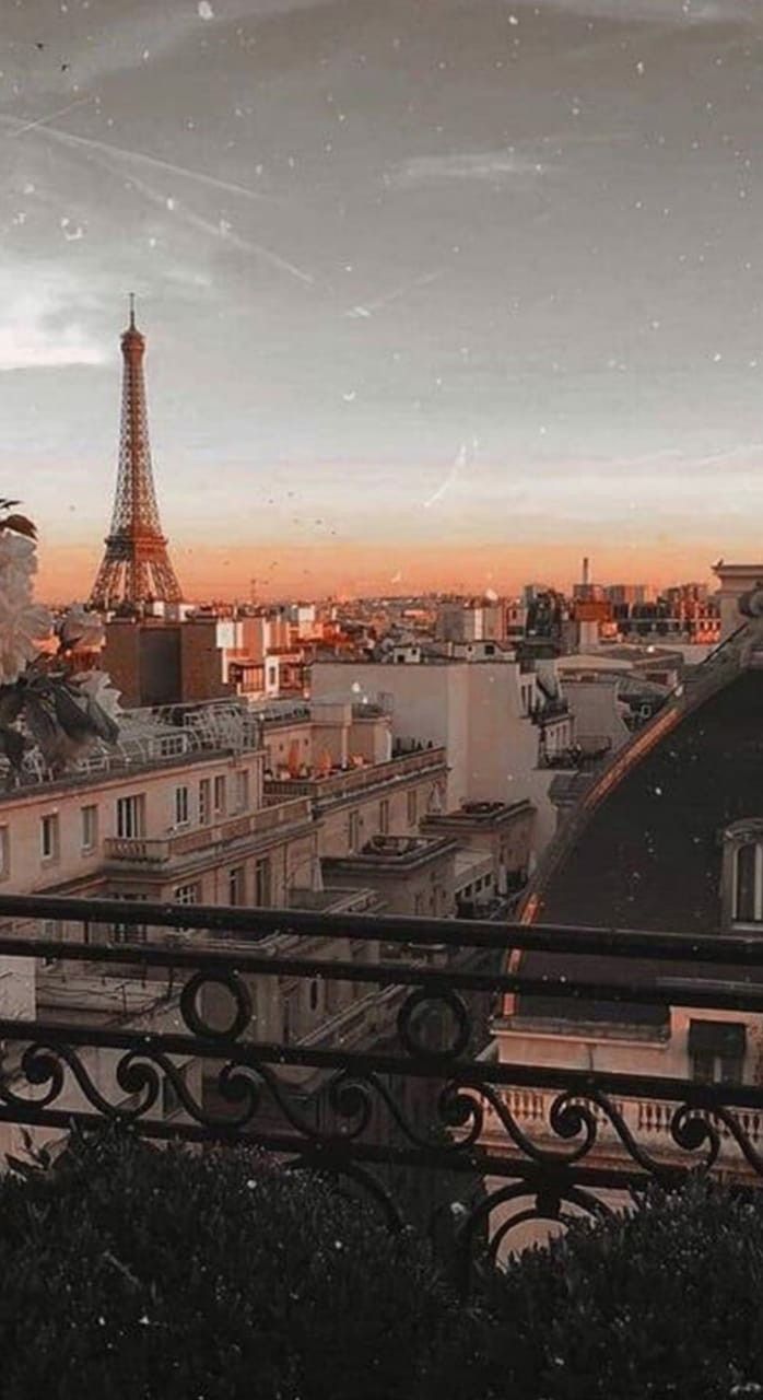 Paris is alwse awesome place. Paris wallpaper, Aesthetic background, City aesthetic