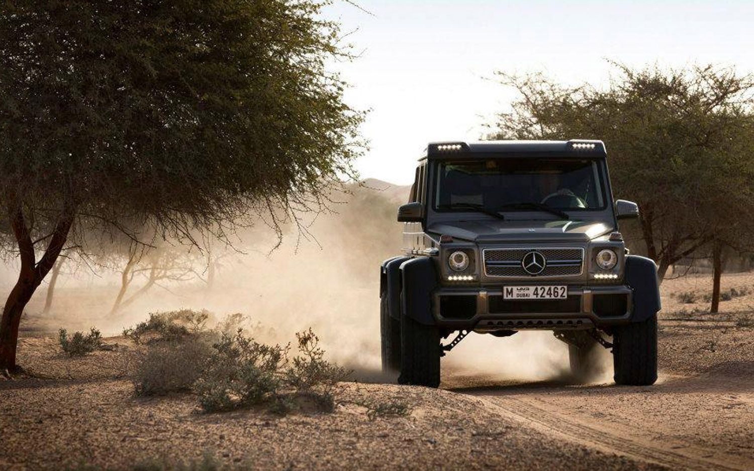 Mercedes Benz Builds G63 AMG 6x6