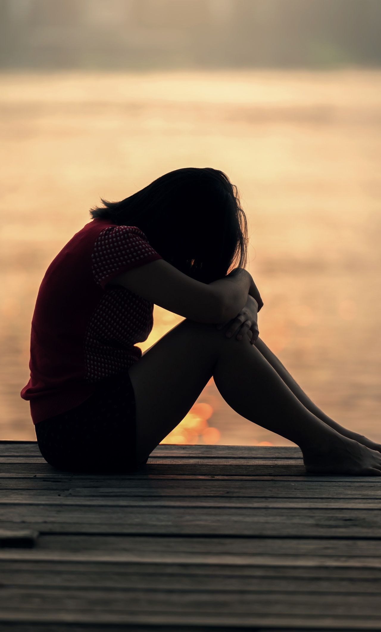 Sad Crying Girl Silhouette HD Wallpaper