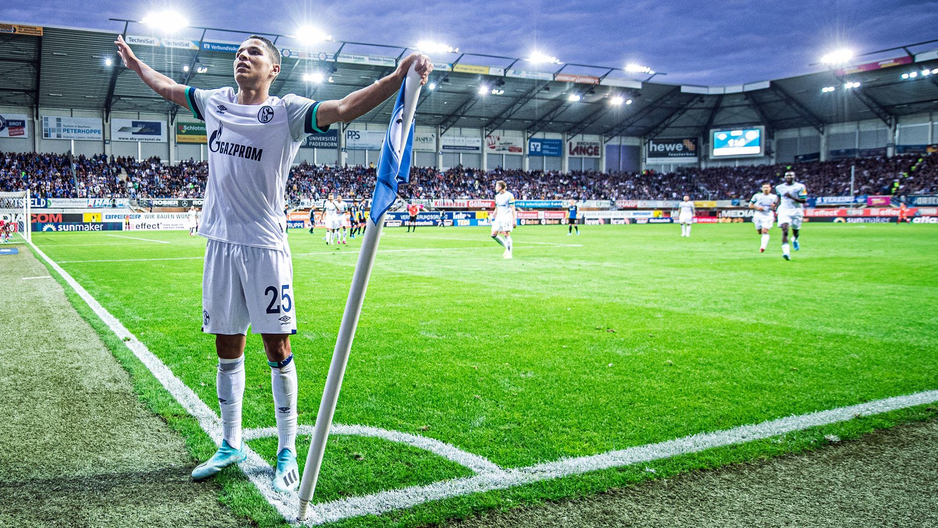 Bundesliga. Schalke's Amine Harit: When the team is on fire, I'm on fire