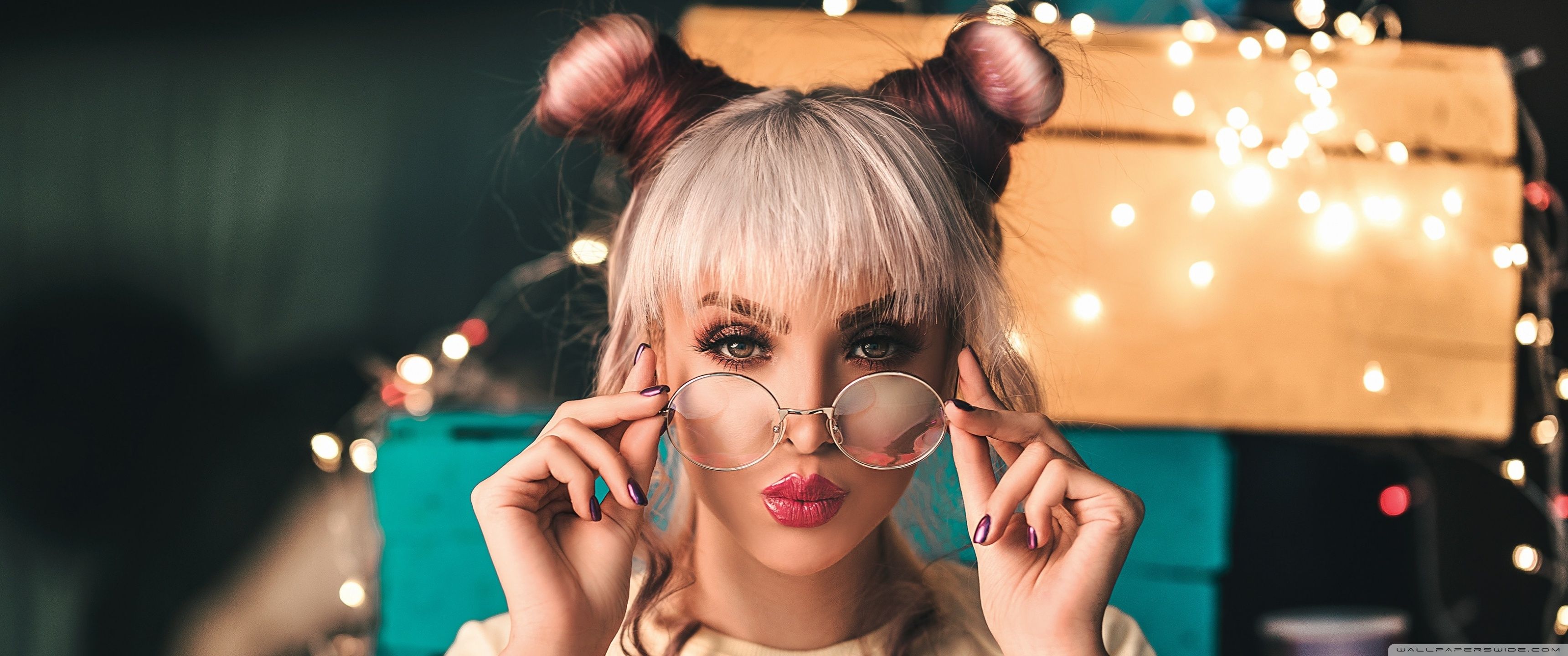 Cute Girl Aesthetic Ultra HD Desktop Background Wallpaper for 4K UHD TV, Widescreen & UltraWide Desktop & Laptop, Tablet