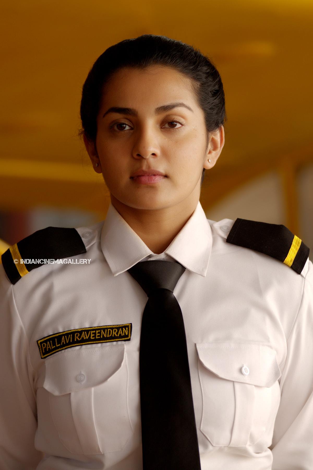 Parvathi Menon (Parvathy Thiruvoth) Actress Photo Stills Gallery