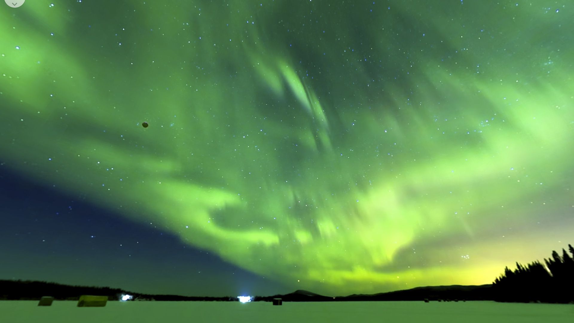 This beautiful 8K 360° timelapse shows the Aurora Borealis during a total lunar eclipse