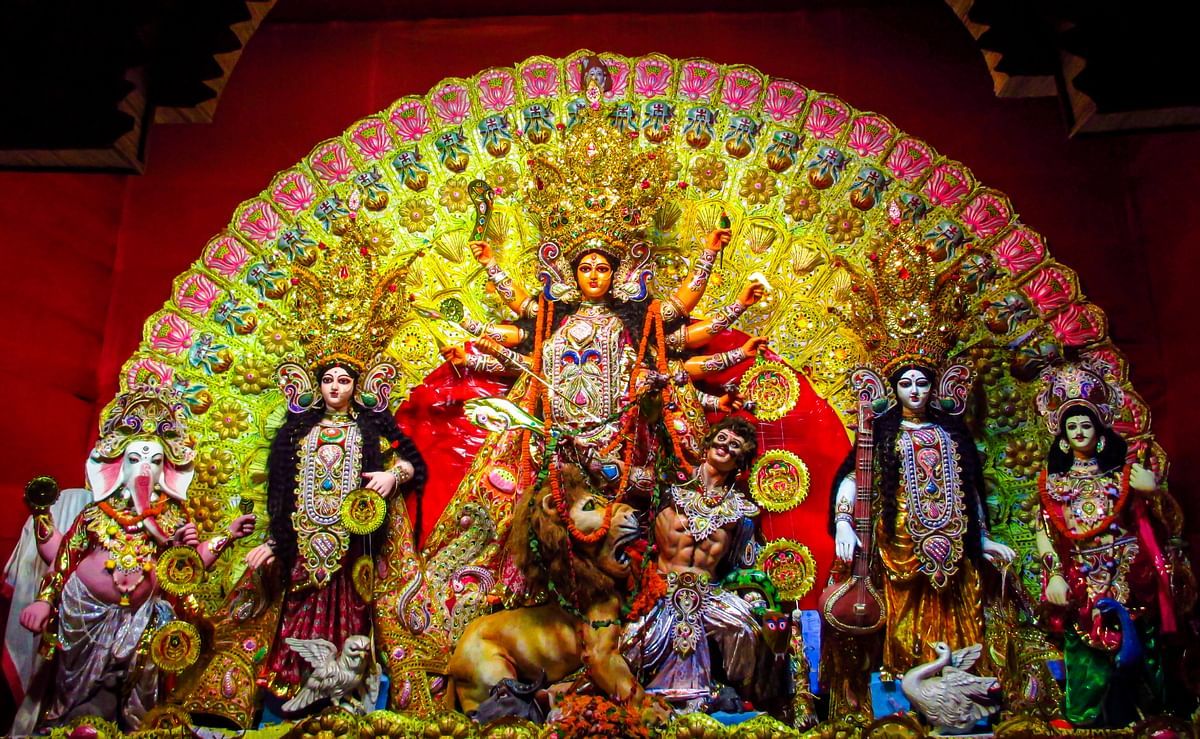 Maha Navami Wishes in Hindi and English. Durga Navmi Quotes, FB Image, Insta Greetings, Whatsapp Status. Download Happy Maha Navami Wishes Image