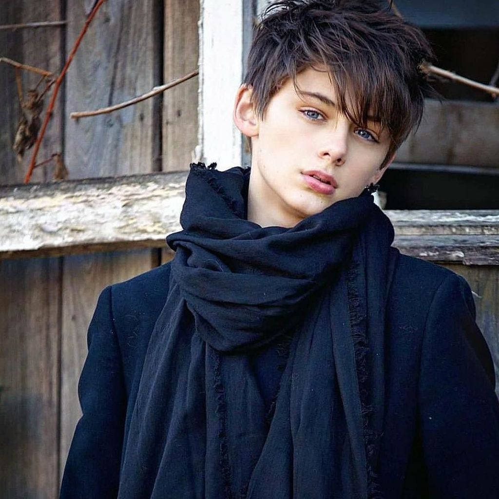 WILLIAM FRANKLYN MILLER Franklyn Miller. Wiki. Black Butler Amino