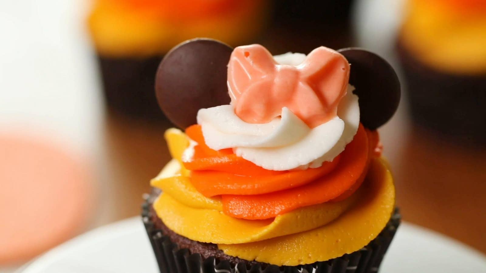 Minnie Mouse Halloween Cupcakes Recipe