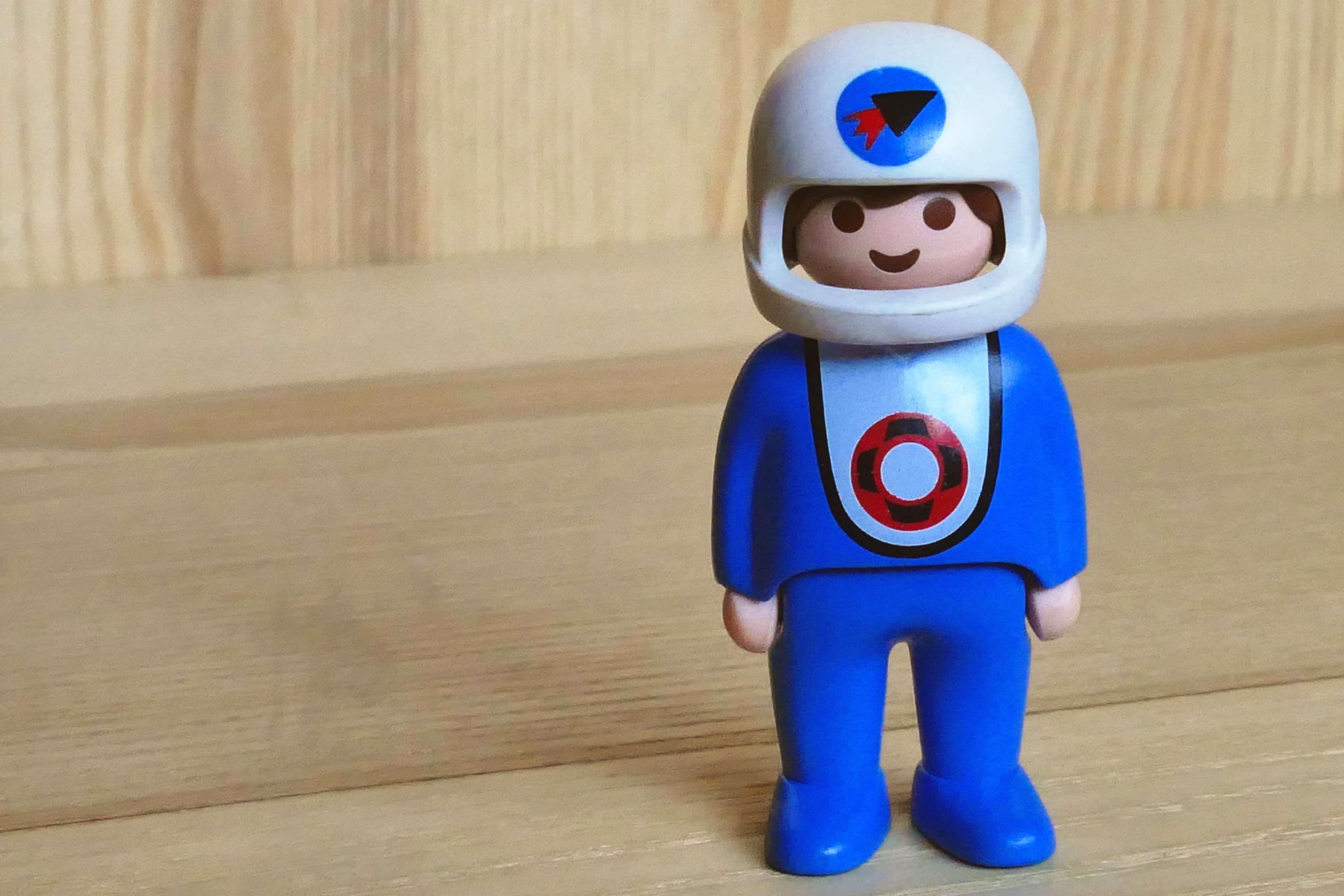 action figure #children #figure #fun #games #kids #kids toy #man #minifigure #play #playing #space #space suit. Mini figures, Fun games for kids, Action figures