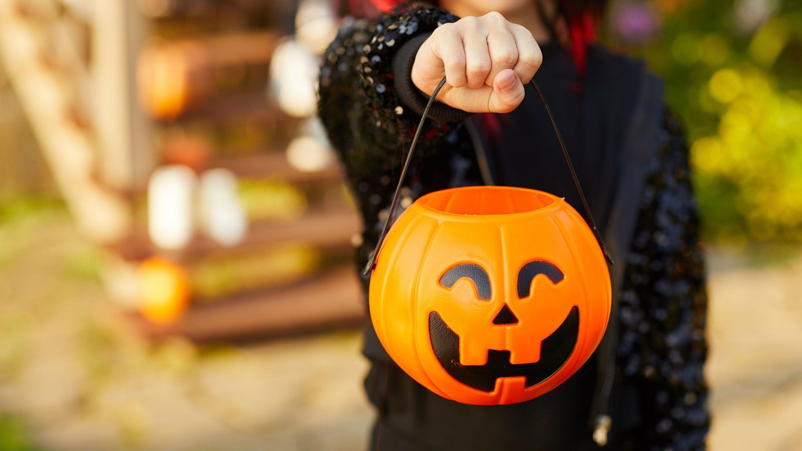 Your Guide To Halloween Trick Or Treating Etiquette