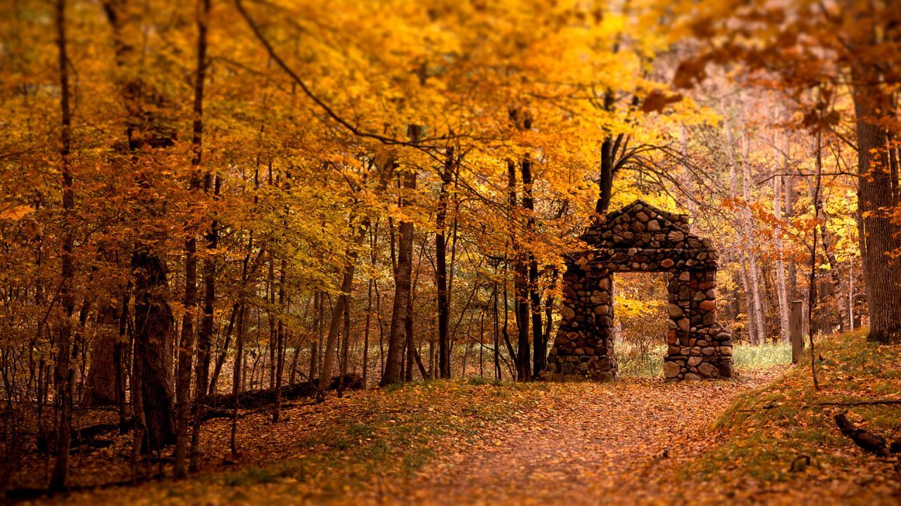 autumnalphotography: Autumn Stone Bridge. Fall wallpaper, Autumn leaves wallpaper, Fall picture
