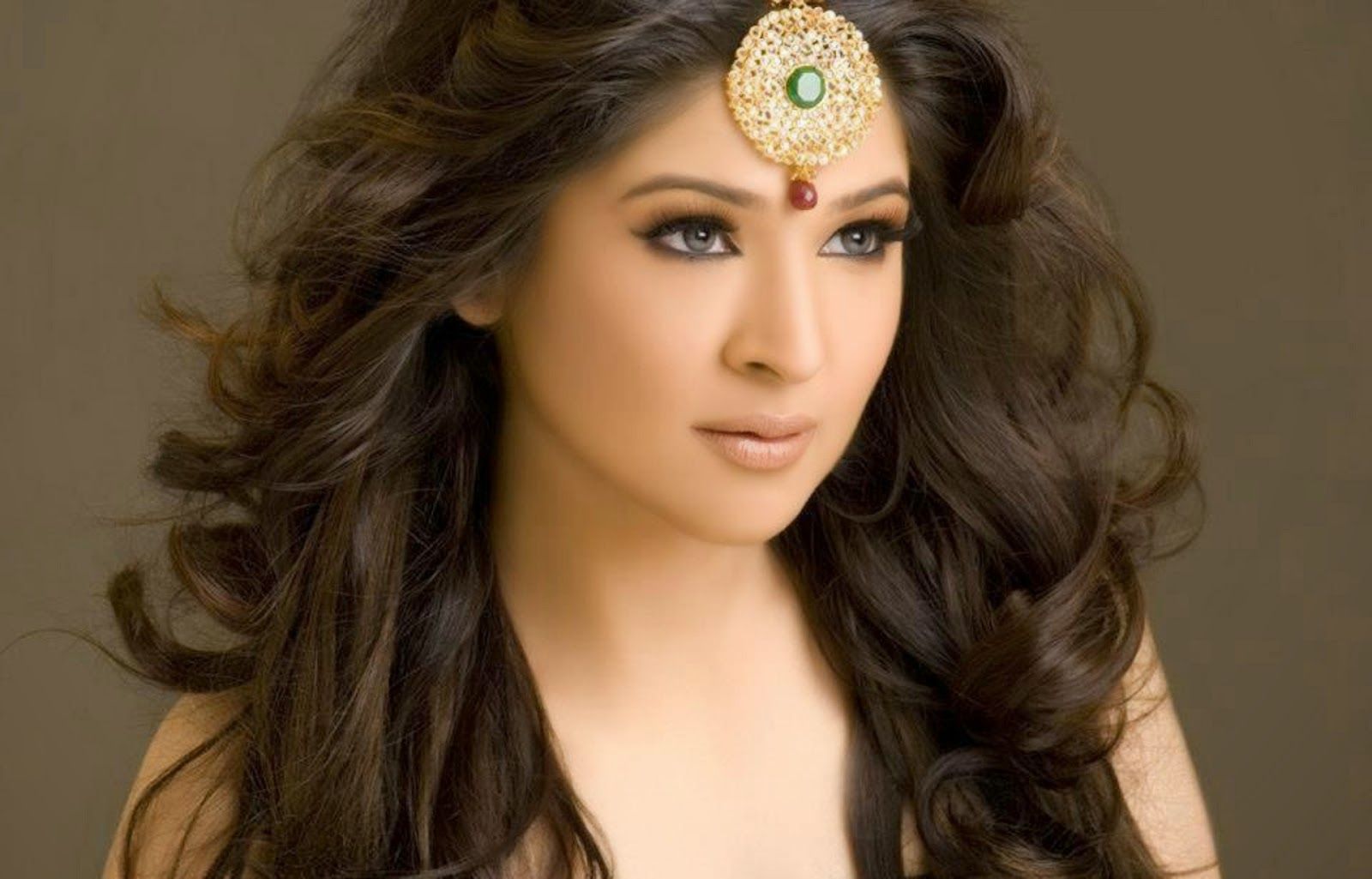 News On Celebrity Website. Pakistani models, Celebrities, Pakistani movies