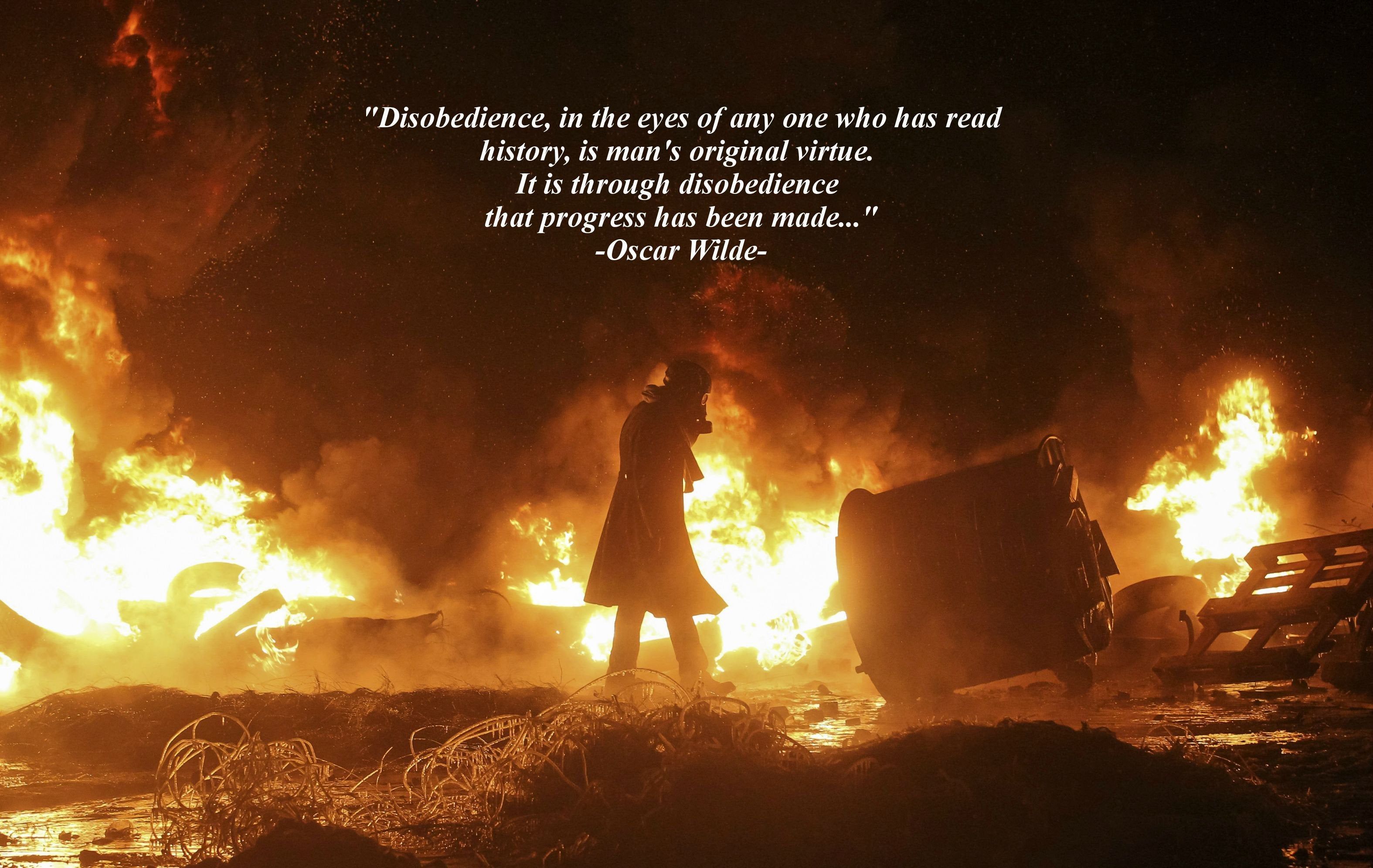 My favorite picture from the Kiev riots, and an Oscar Wilde quote