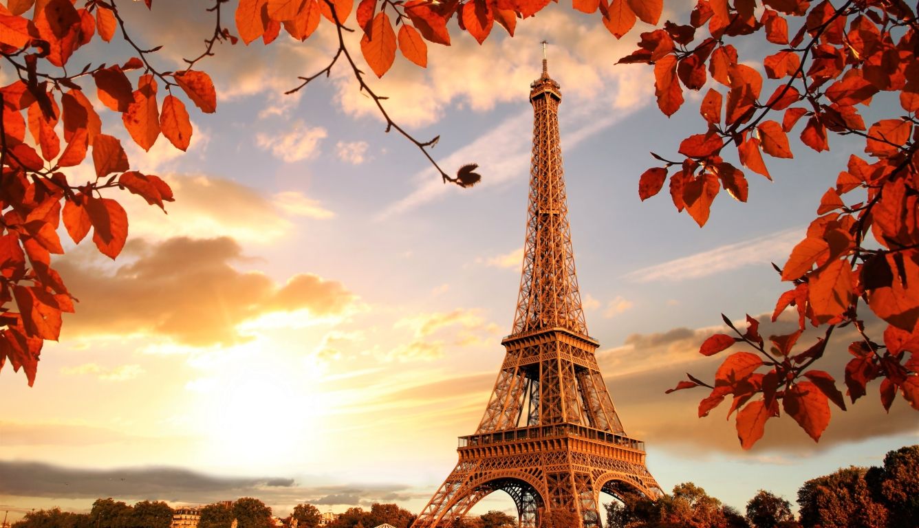 Eiffel Tower in Autumn France Paris Fall HD Laptop Wallpaper, HD City 4K Wallpaper, Image, Photo and Background
