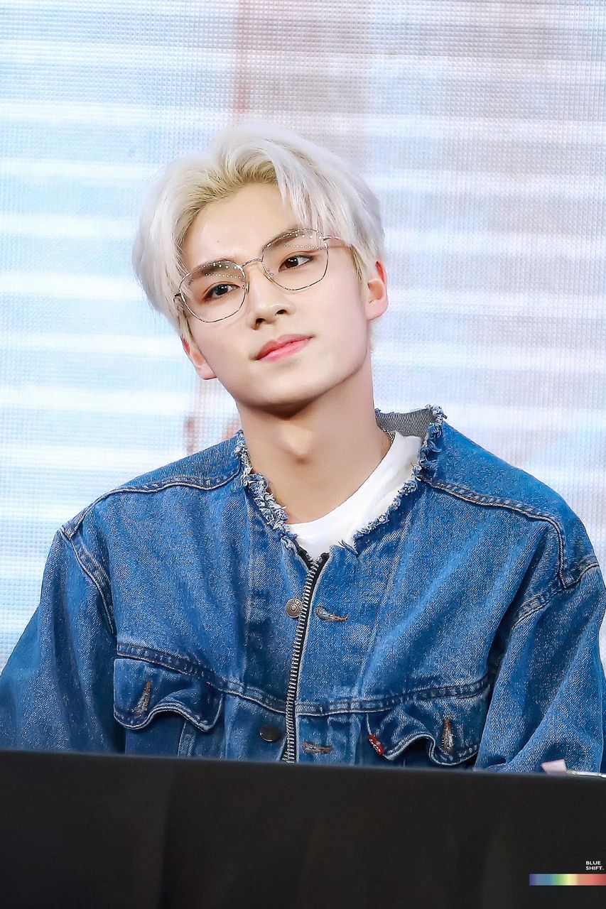 ♡ xiaojun uploaded by 이태용 ✧・ﾟ: *