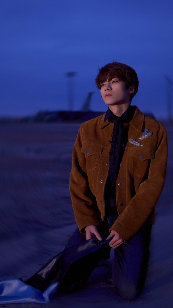 光源都以你为轴on Twitter: wallpaper #xiaojun #wayv