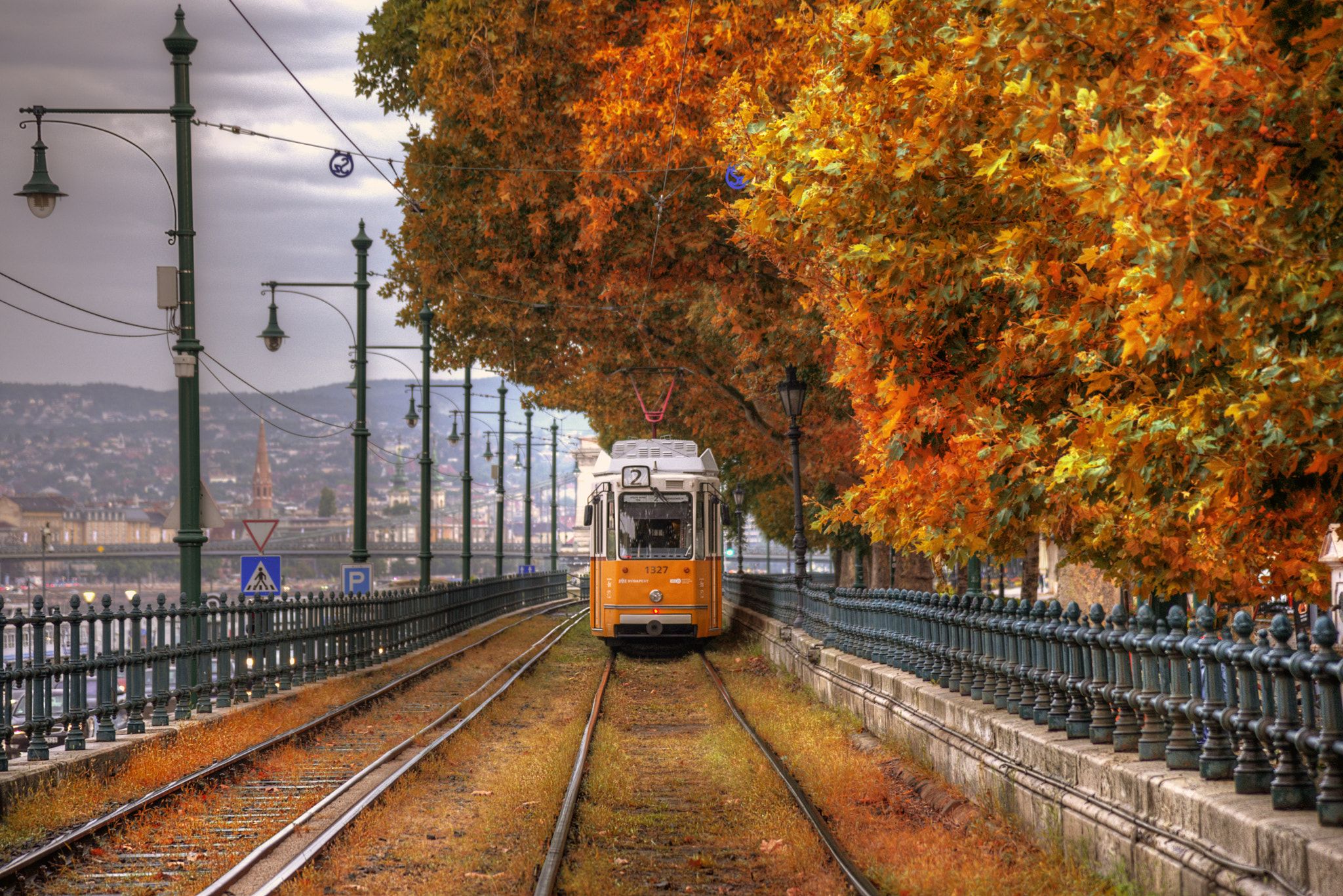 Photos for free Budapest, Hungary, autumn the desktop