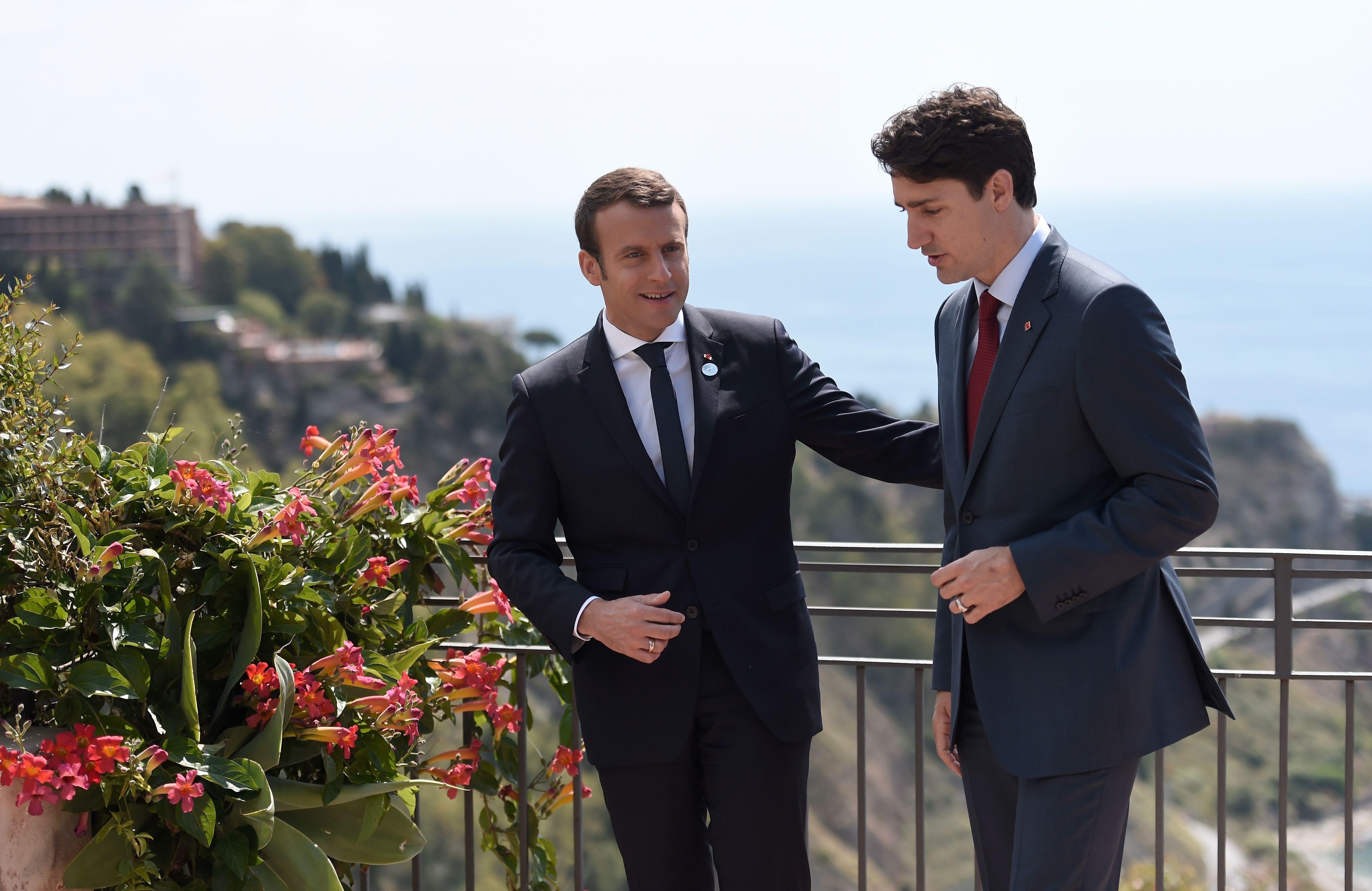 Justin Trudeau and Emmanuel Macron Took a Bromantic Stroll, and the Internet Is Shipping Them Hard