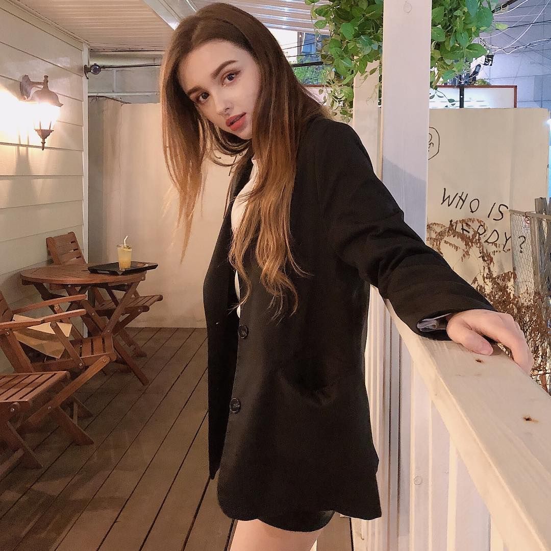 ✨Karimova Elina_엘리나✨ • Instagram photo and videos. Wanita cantik, Wanita, Gambar