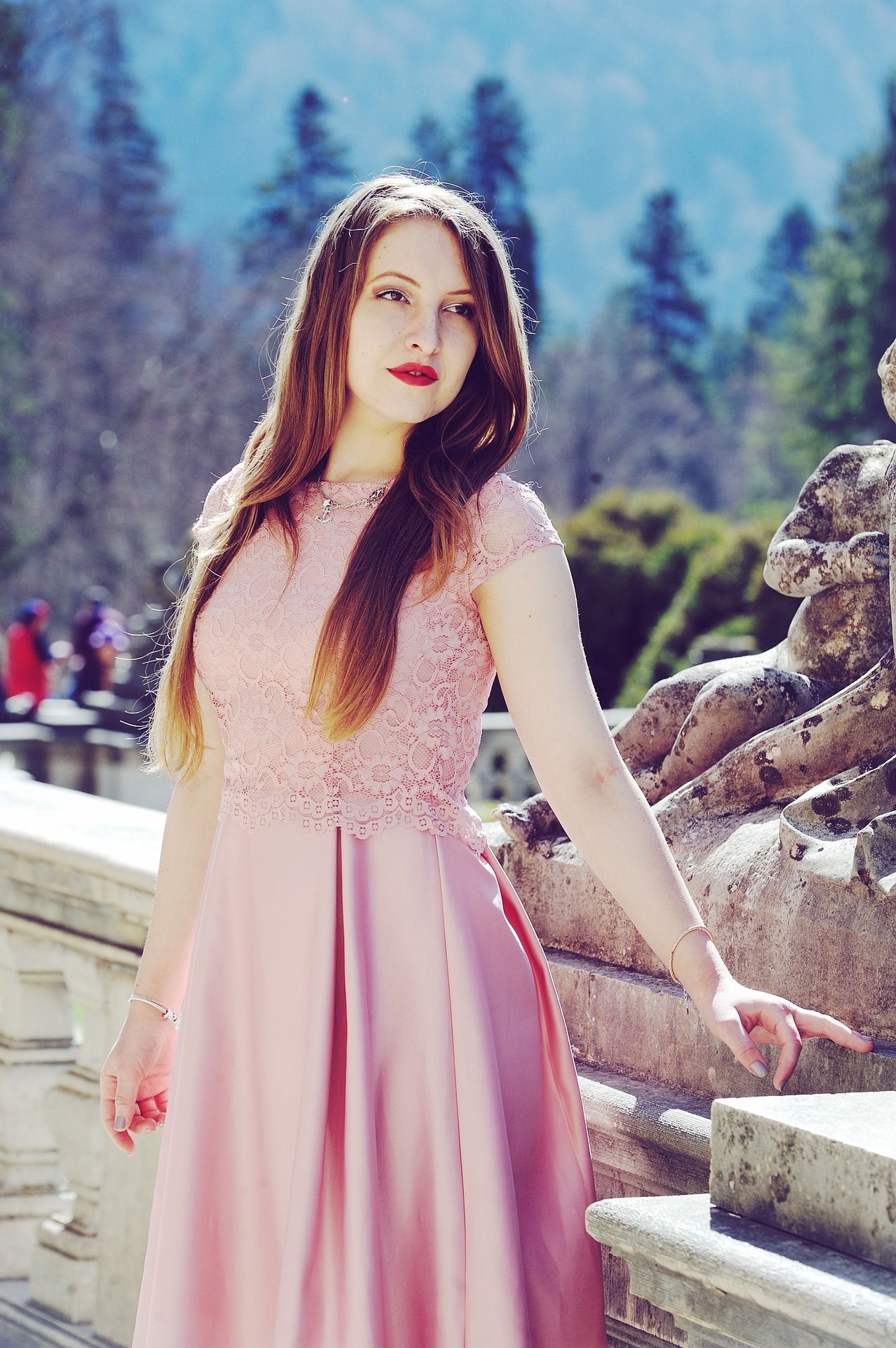 Queen Girl Mobile Phone full HD wallpaper