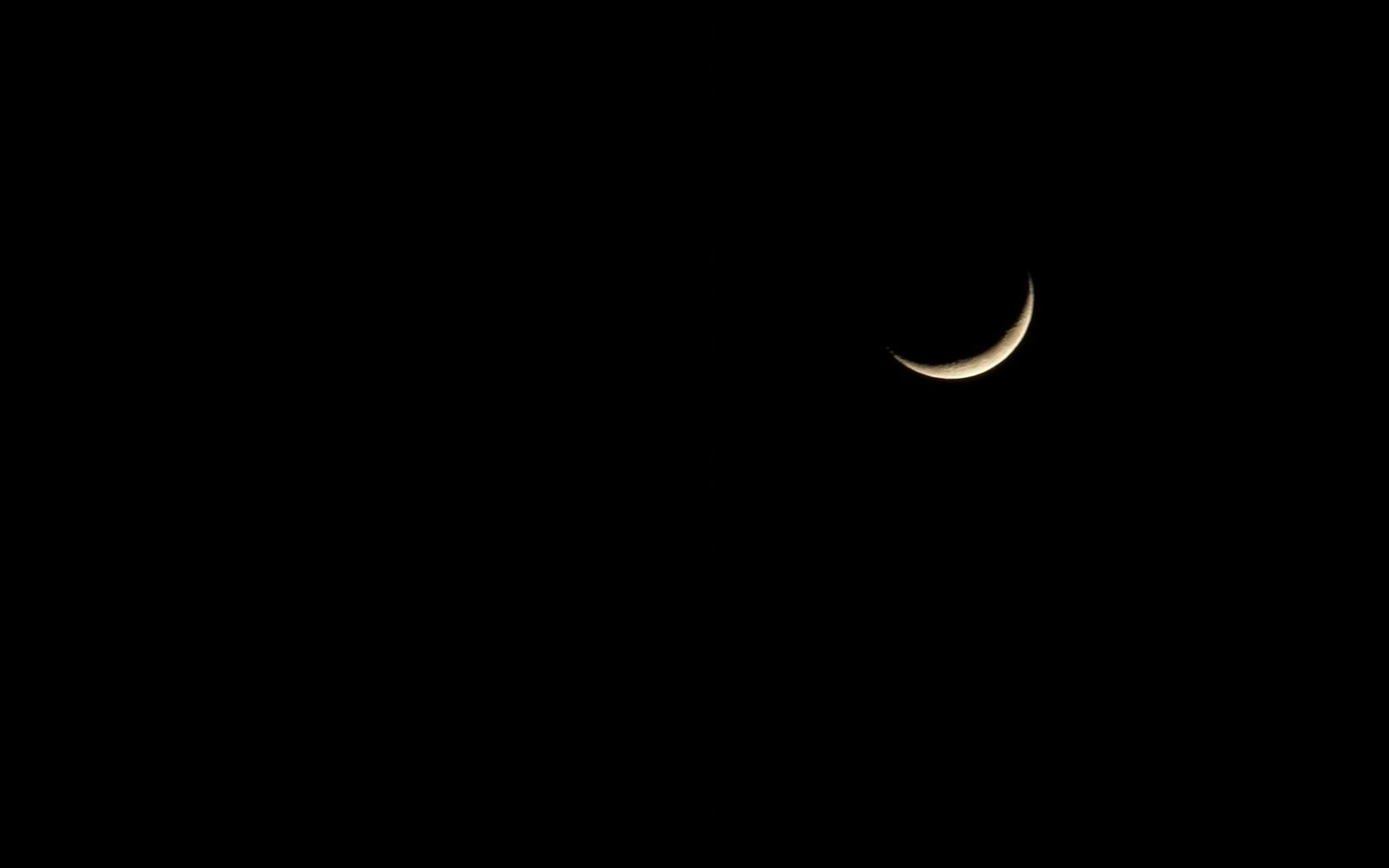 Crescent Moon, nature Twitter Header Photo