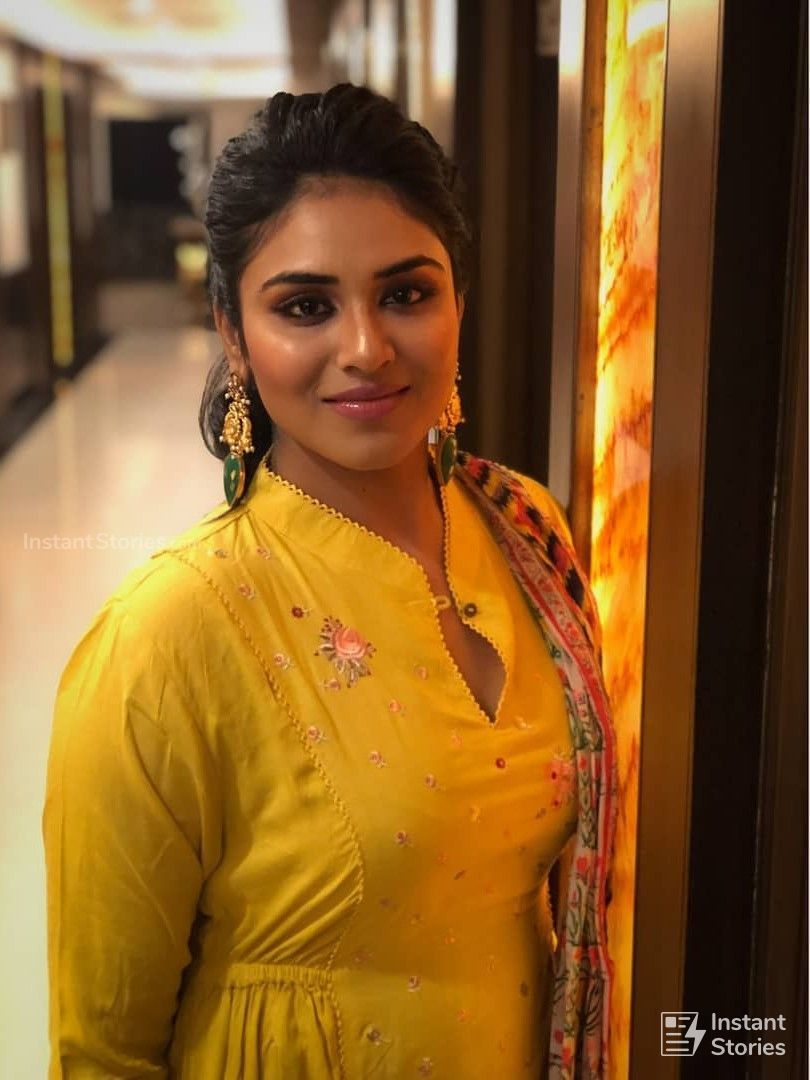Indhuja Ravichandran Latest Hot Photo Wallpaper In HD Quality (1080p). Tamil Actress Photo, Actress Photo, Tamil Actress
