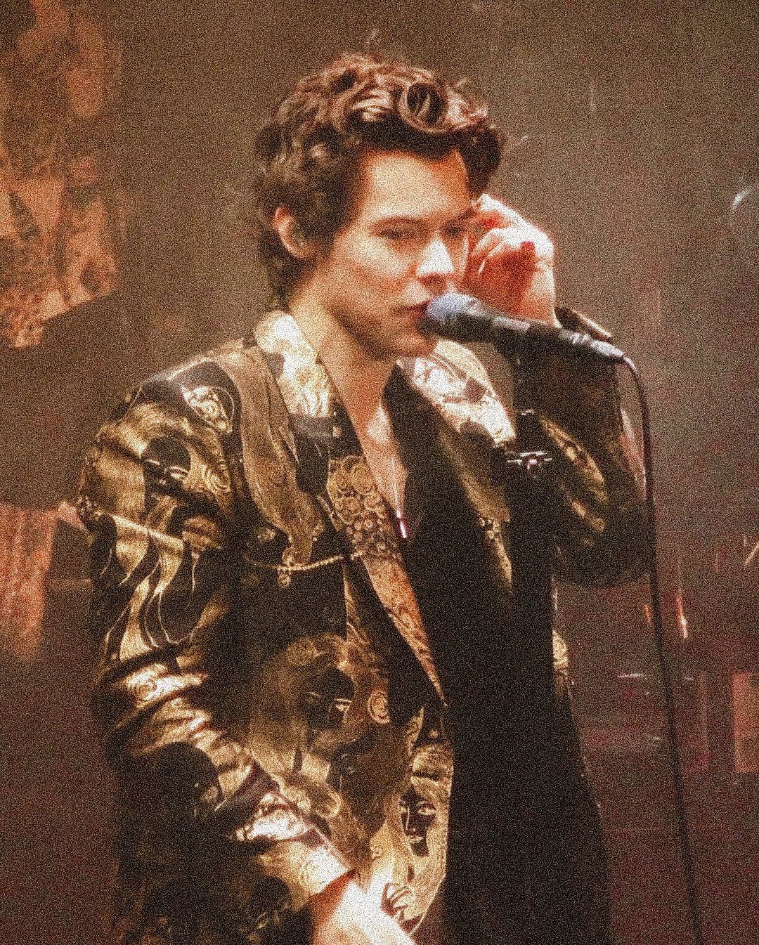 Download Harry Styles Golden Wallpaper Hd Gif