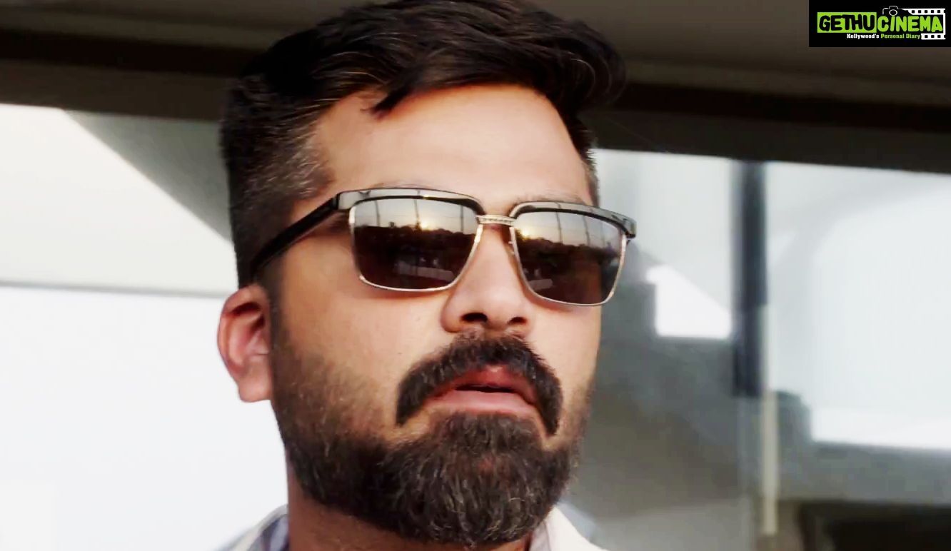 Chekka Chivantha Vaanam Tamil Movie HD Gallery. Ccv trailer 2 snap shot Cinema. Tamil movies, Square sunglasses men, Mens sunglasses